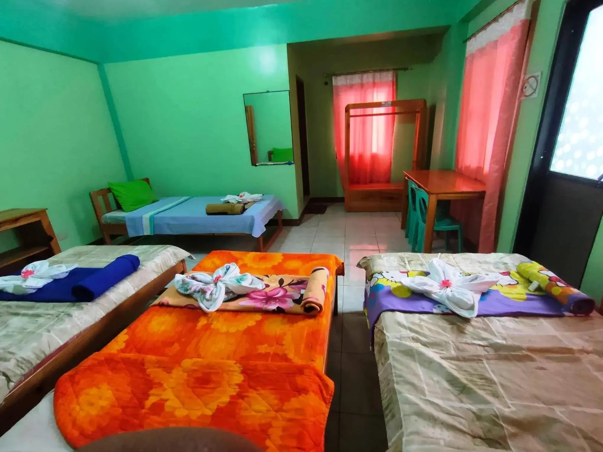 Bed in Shamrock Tavern Bed in Shamrock Tavern