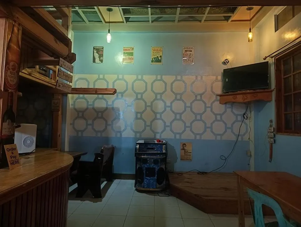 Lounge or bar in Shamrock Tavern