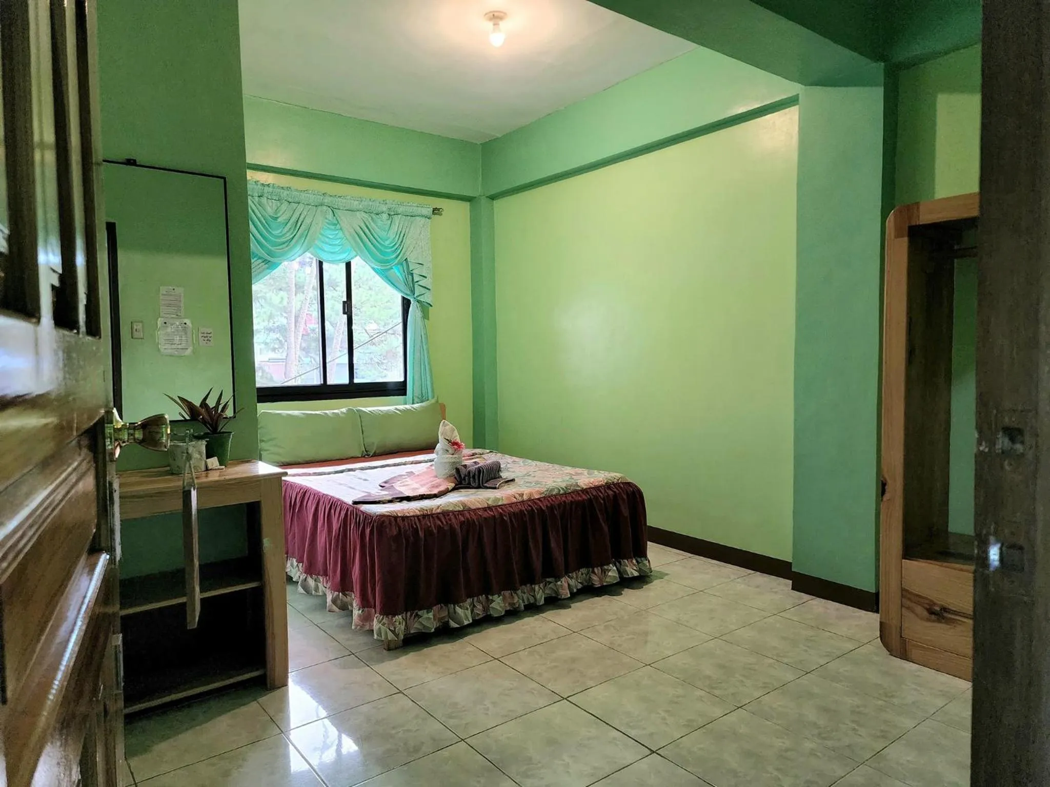 Bed in Shamrock Tavern