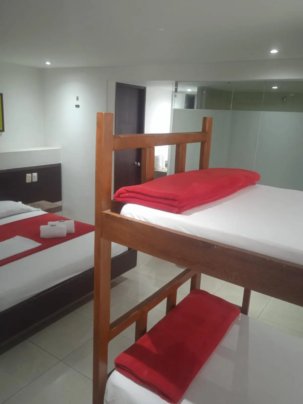 Family, Bed in Hotel Romanza