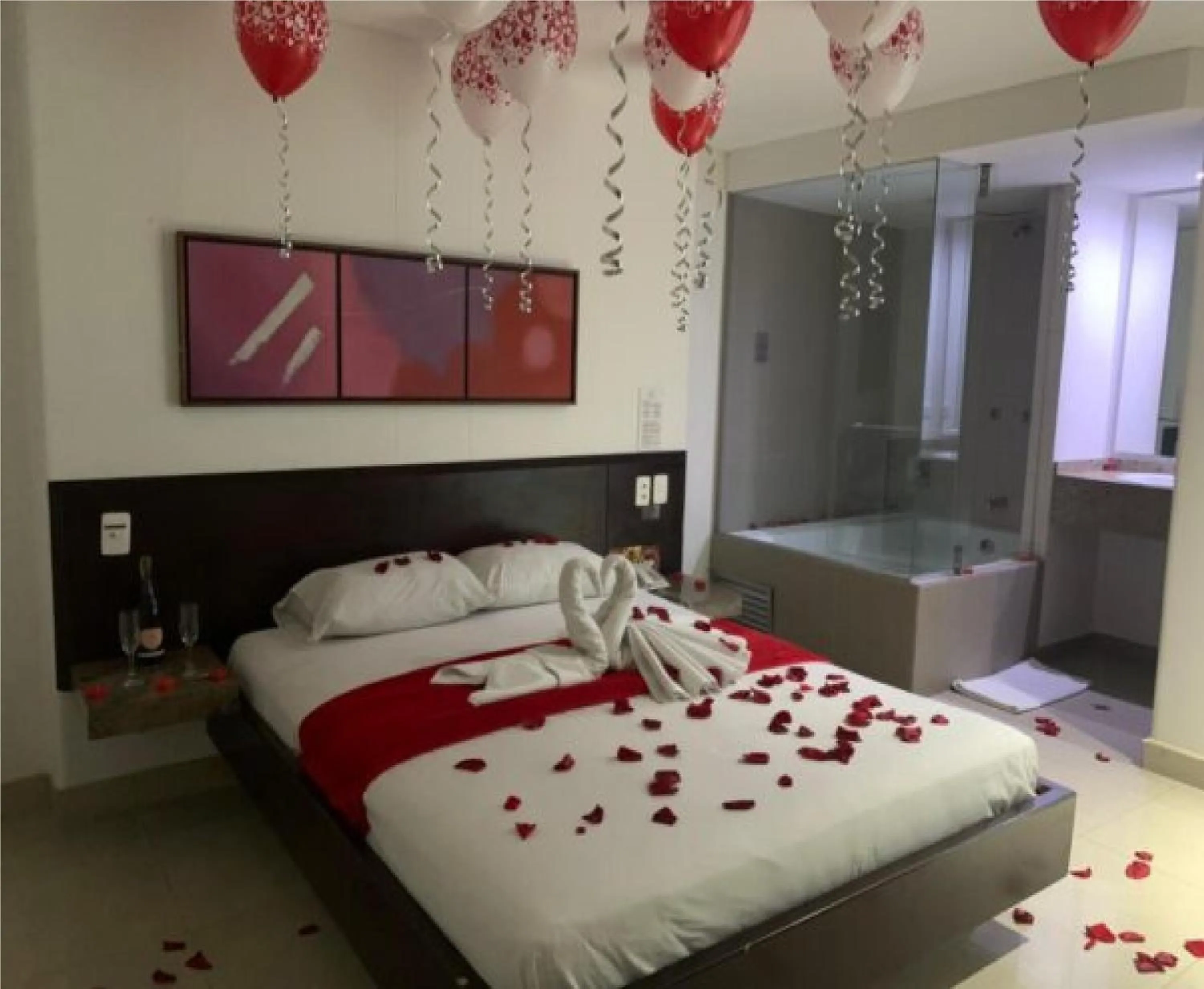 Bed in Hotel Romanza