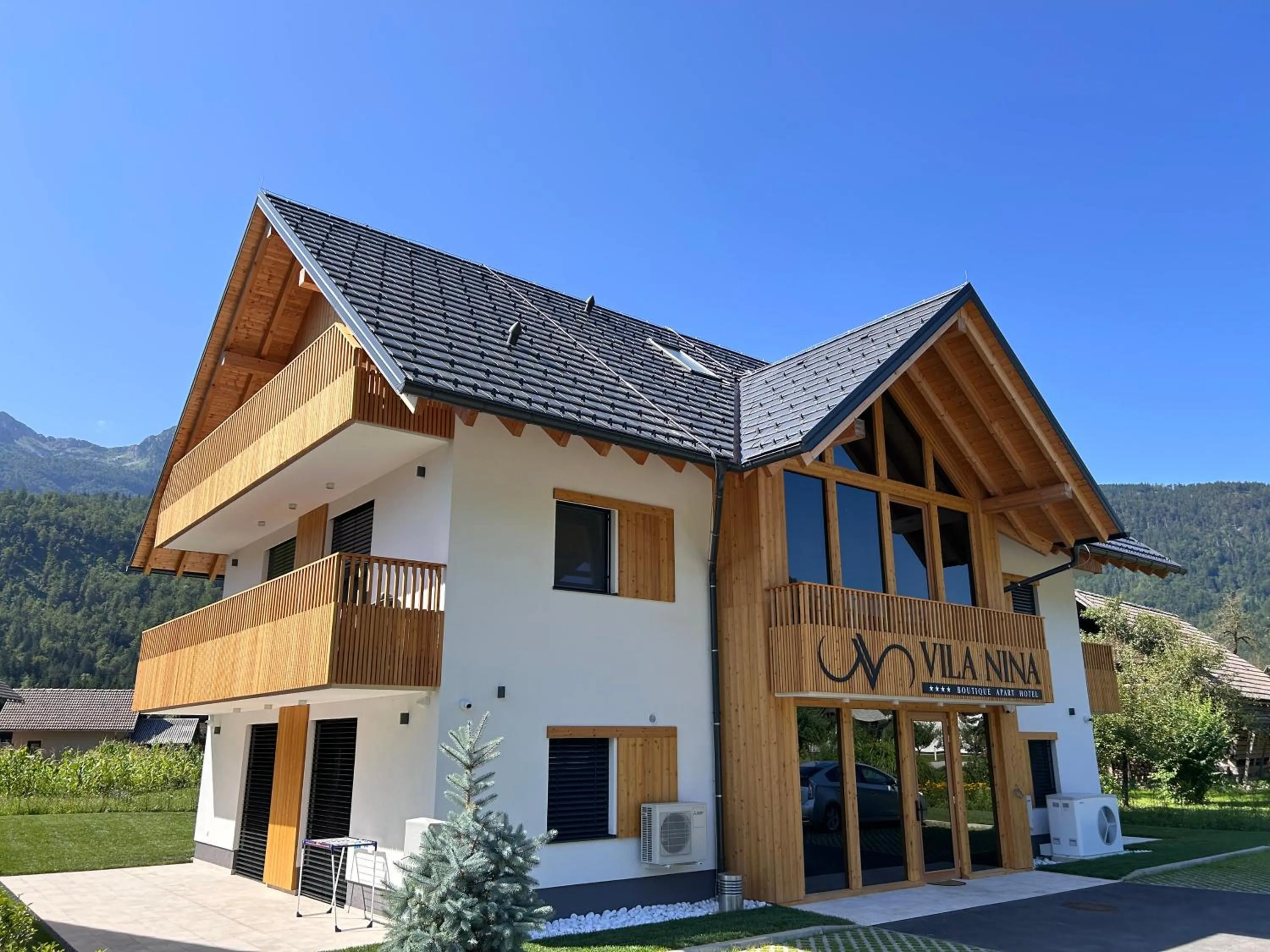 Property building in Vila Nina Bohinj