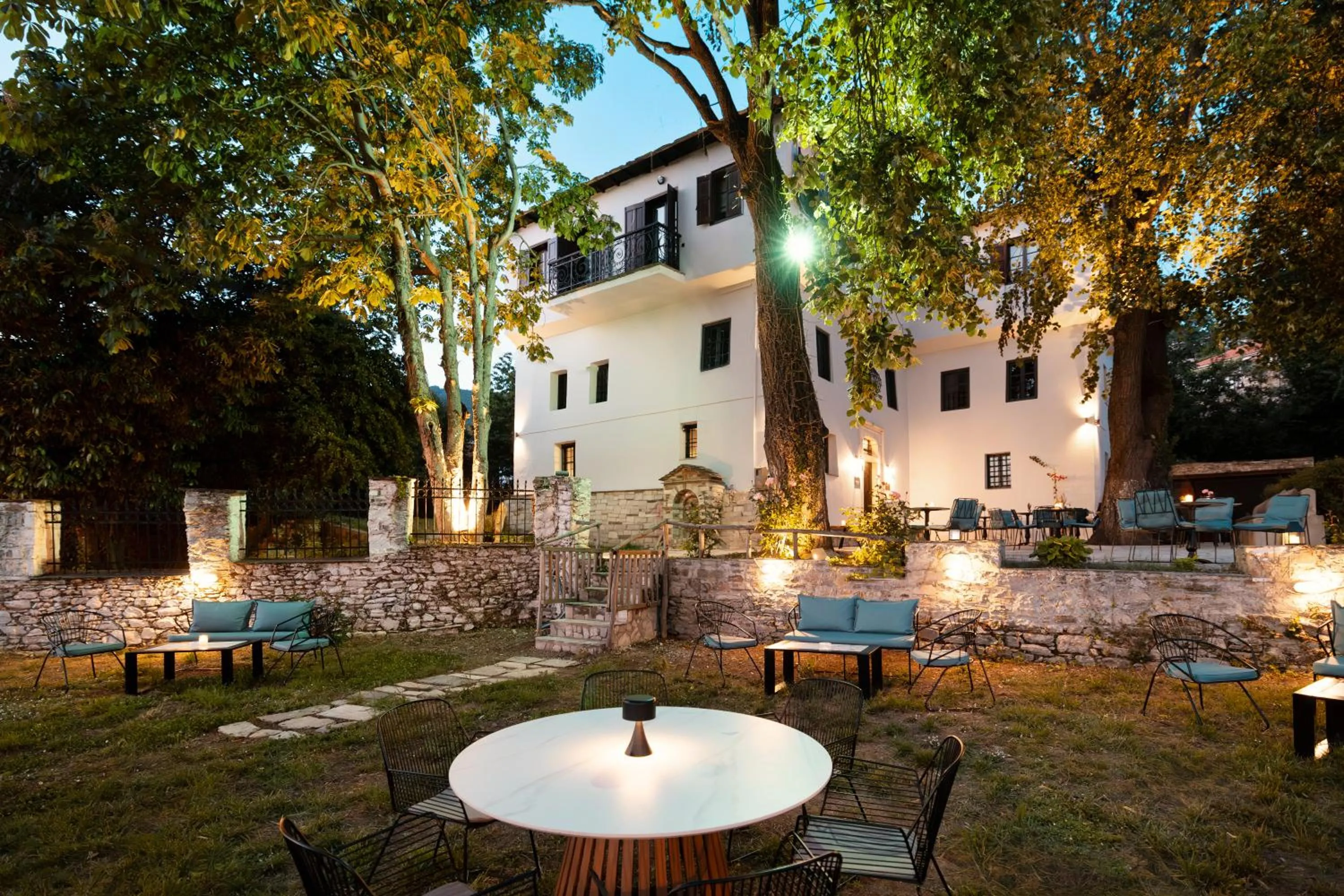 Restaurant/places to eat in Kenta Mountain Hotel & Gastrobar