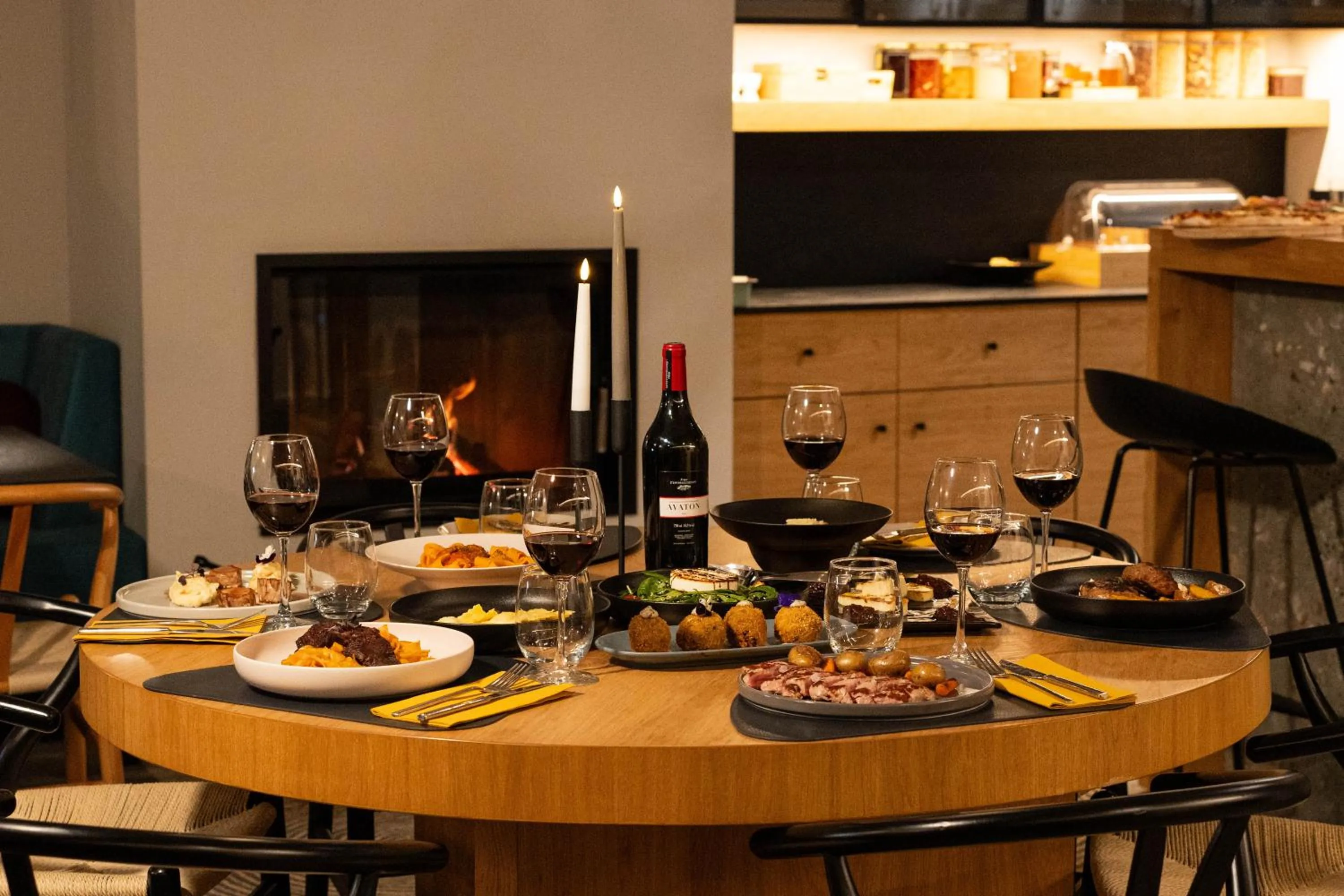 Food and drinks in Kenta Mountain Hotel & Gastrobar