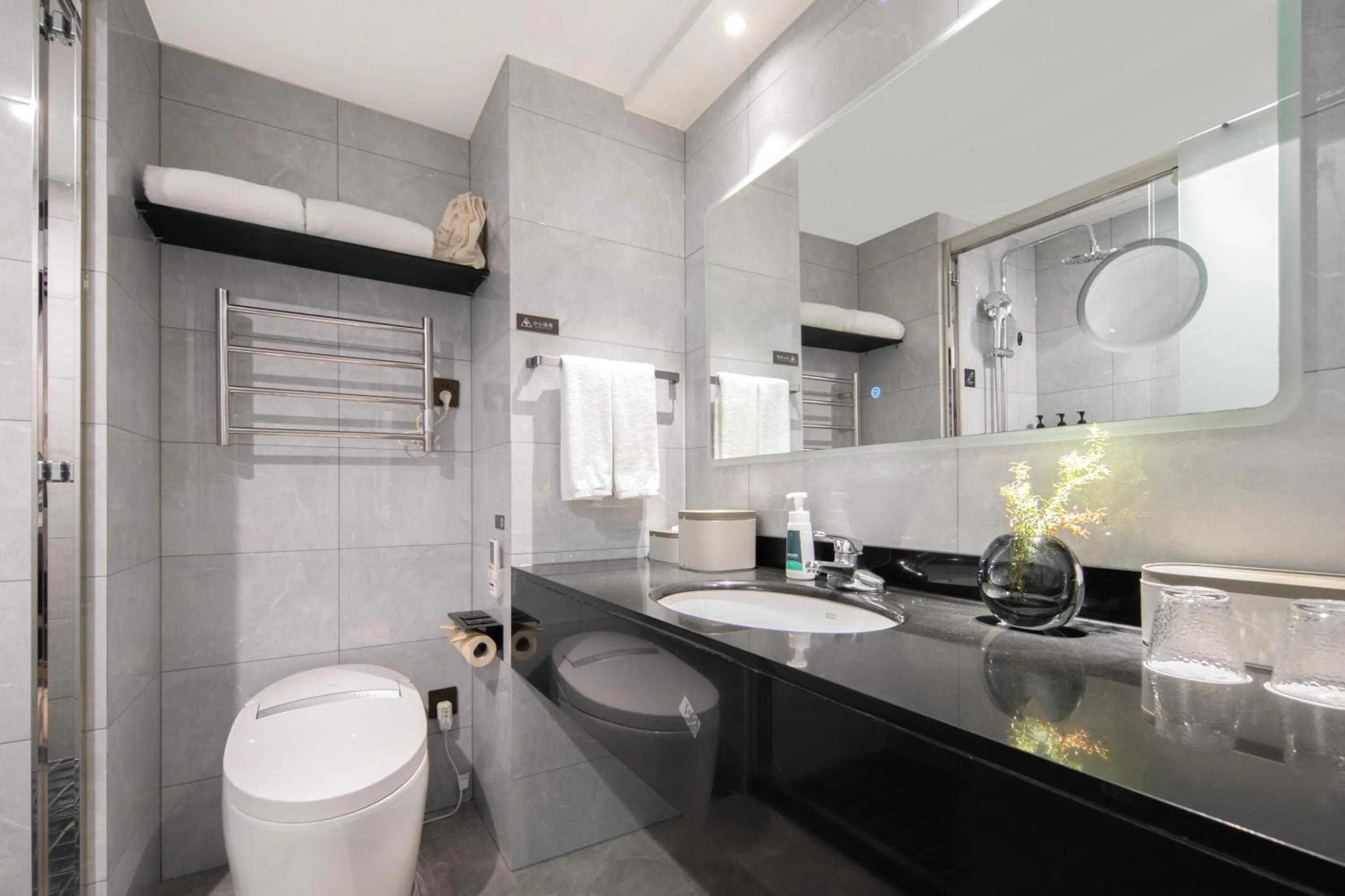 Atour X Hotel Ningbo Railway Station North Square