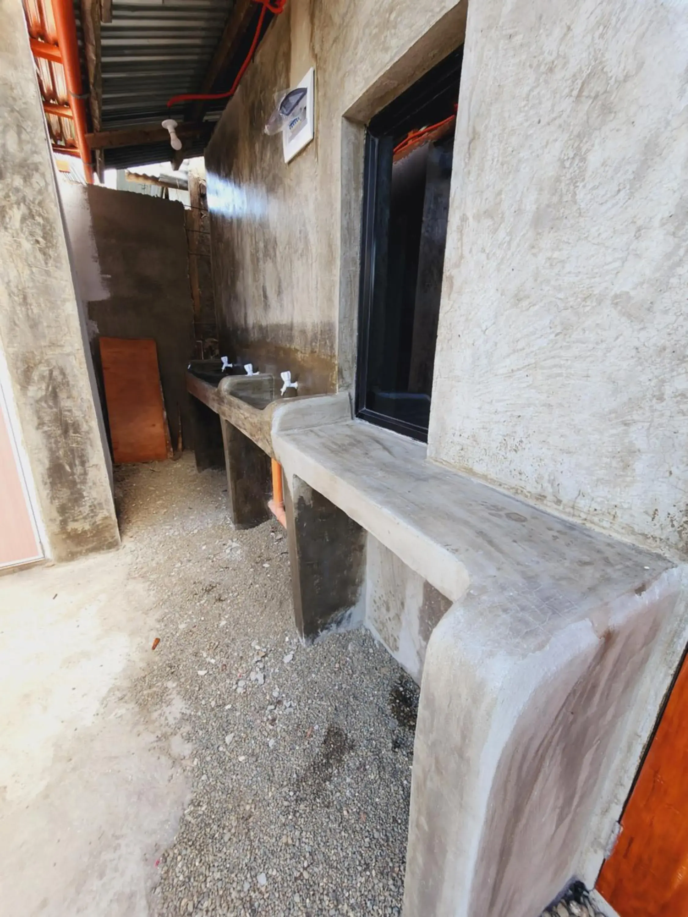 Property building in HYD Hostel Moalboal Property building in HYD Hostel Moalboal