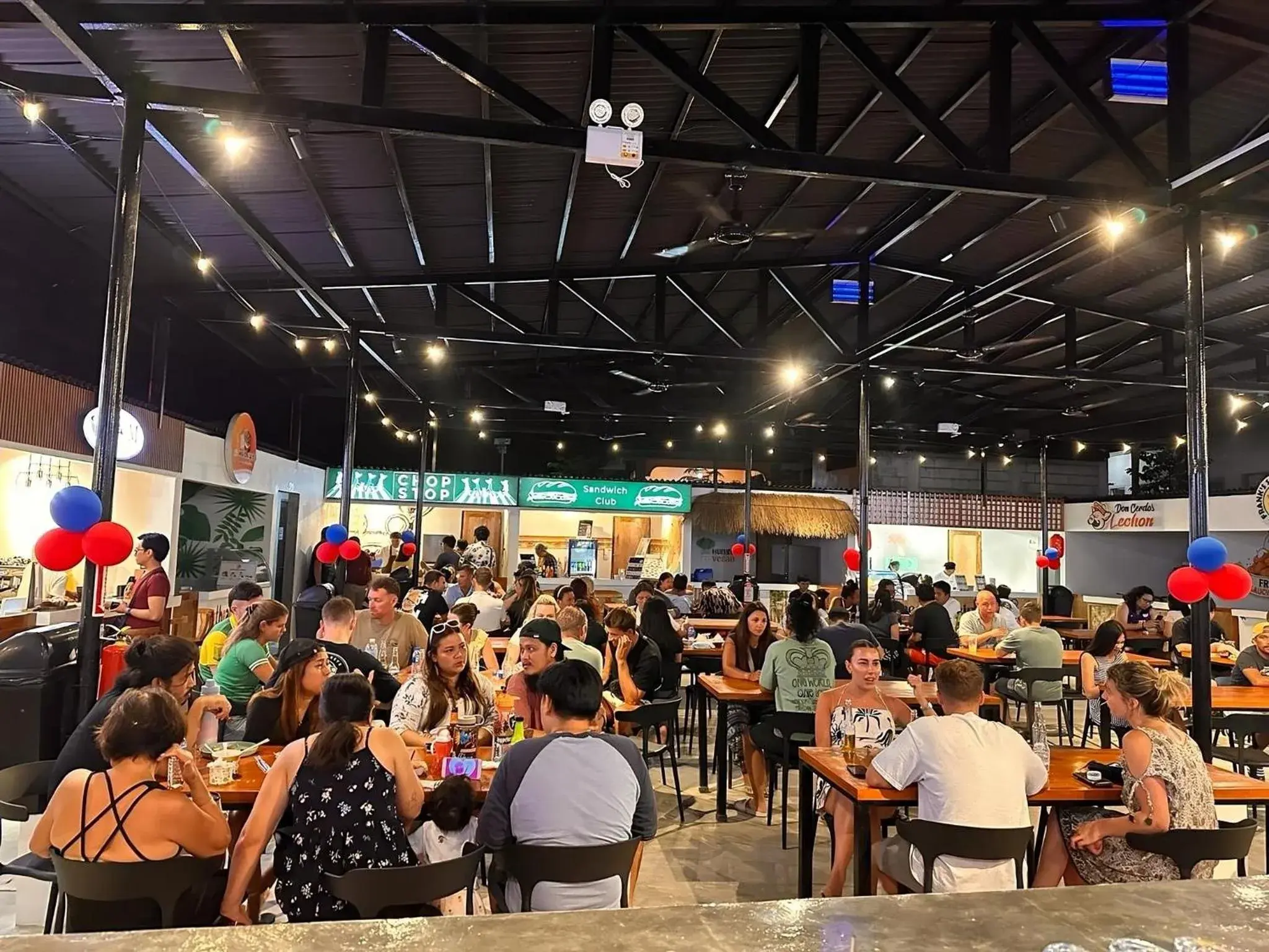 Restaurant/places to eat in HYD Hostel Moalboal Restaurant/places to eat in HYD Hostel Moalboal