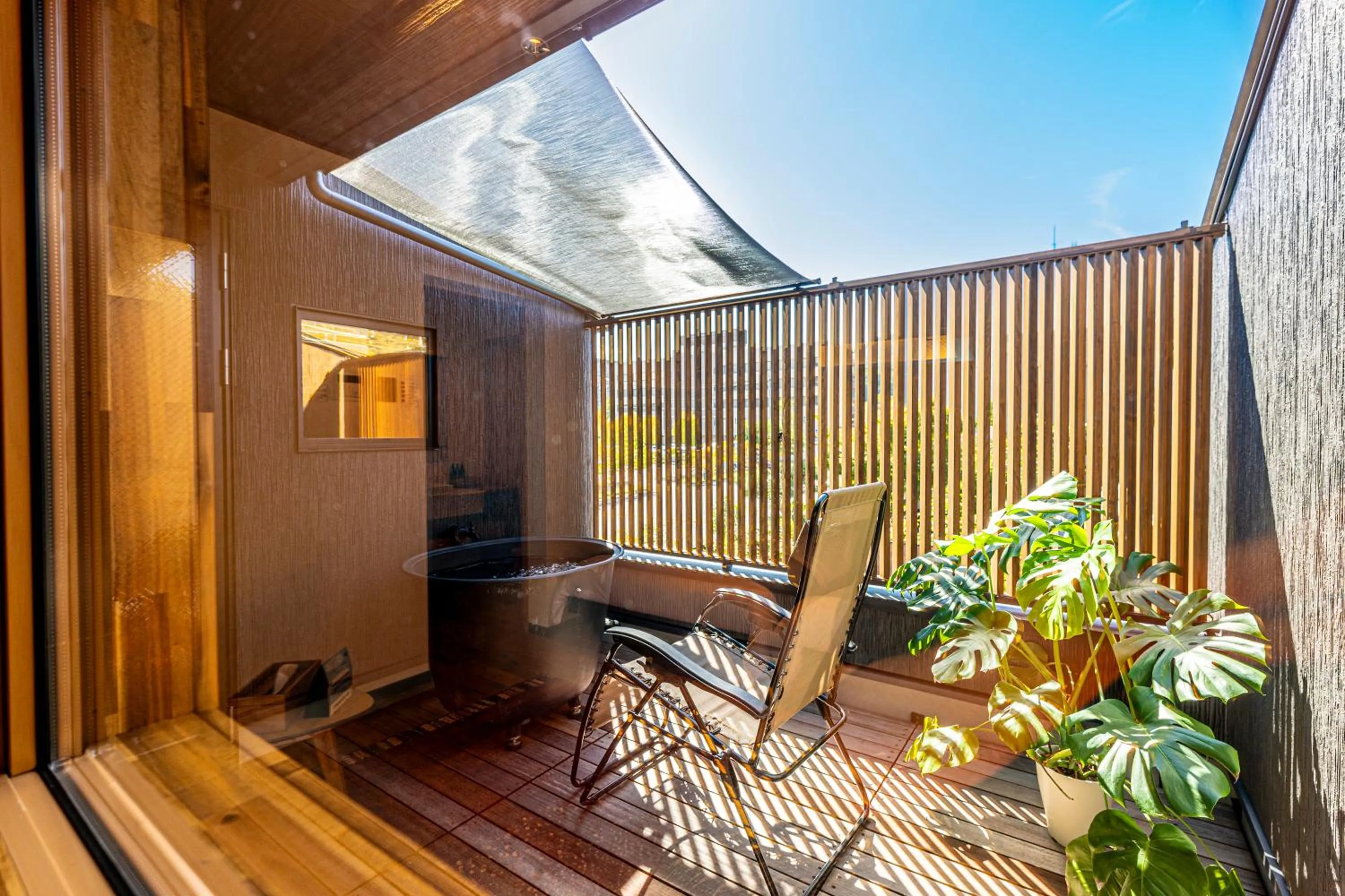 Day in SAUNA VILLA 然