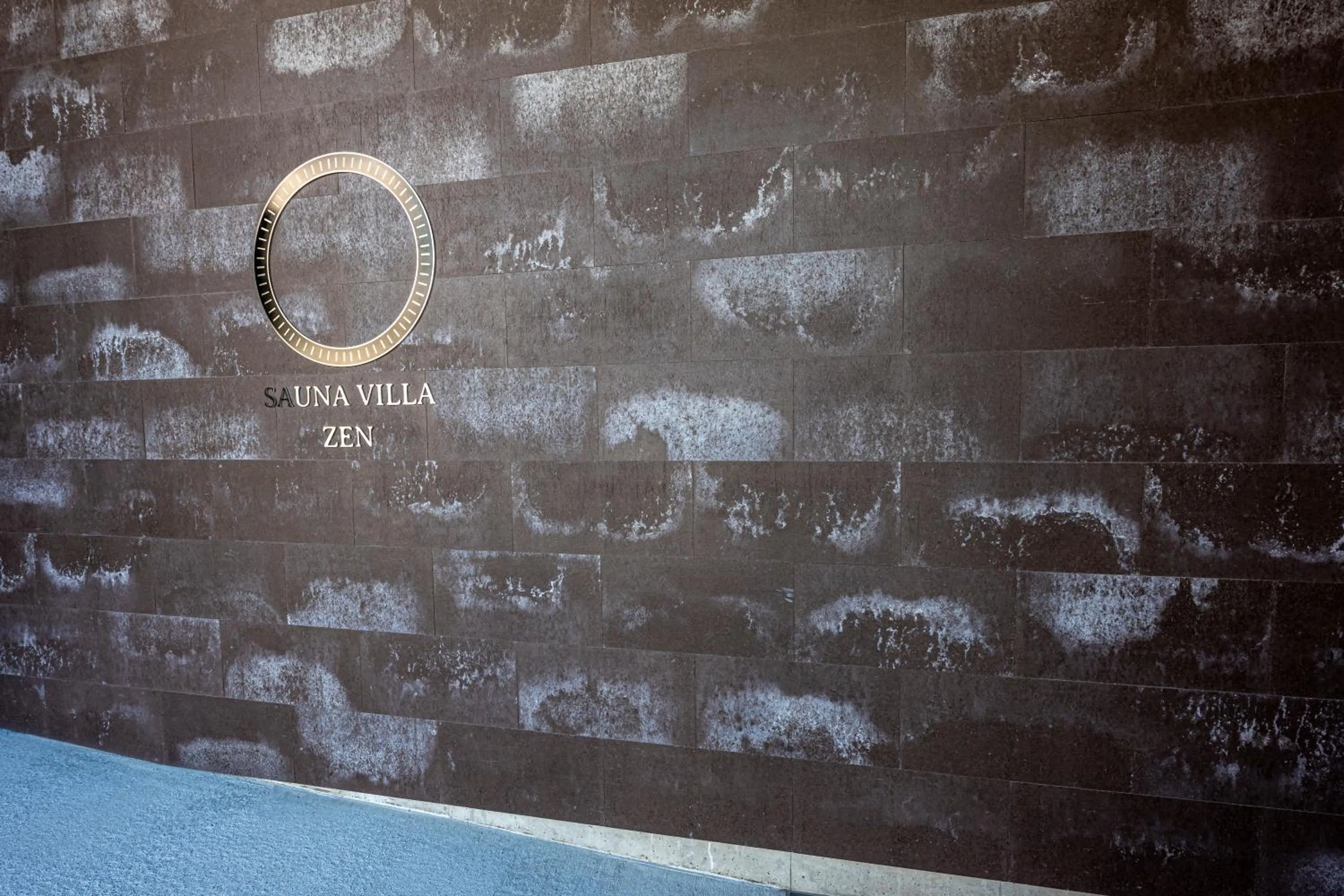 Property logo or sign in SAUNA VILLA 然