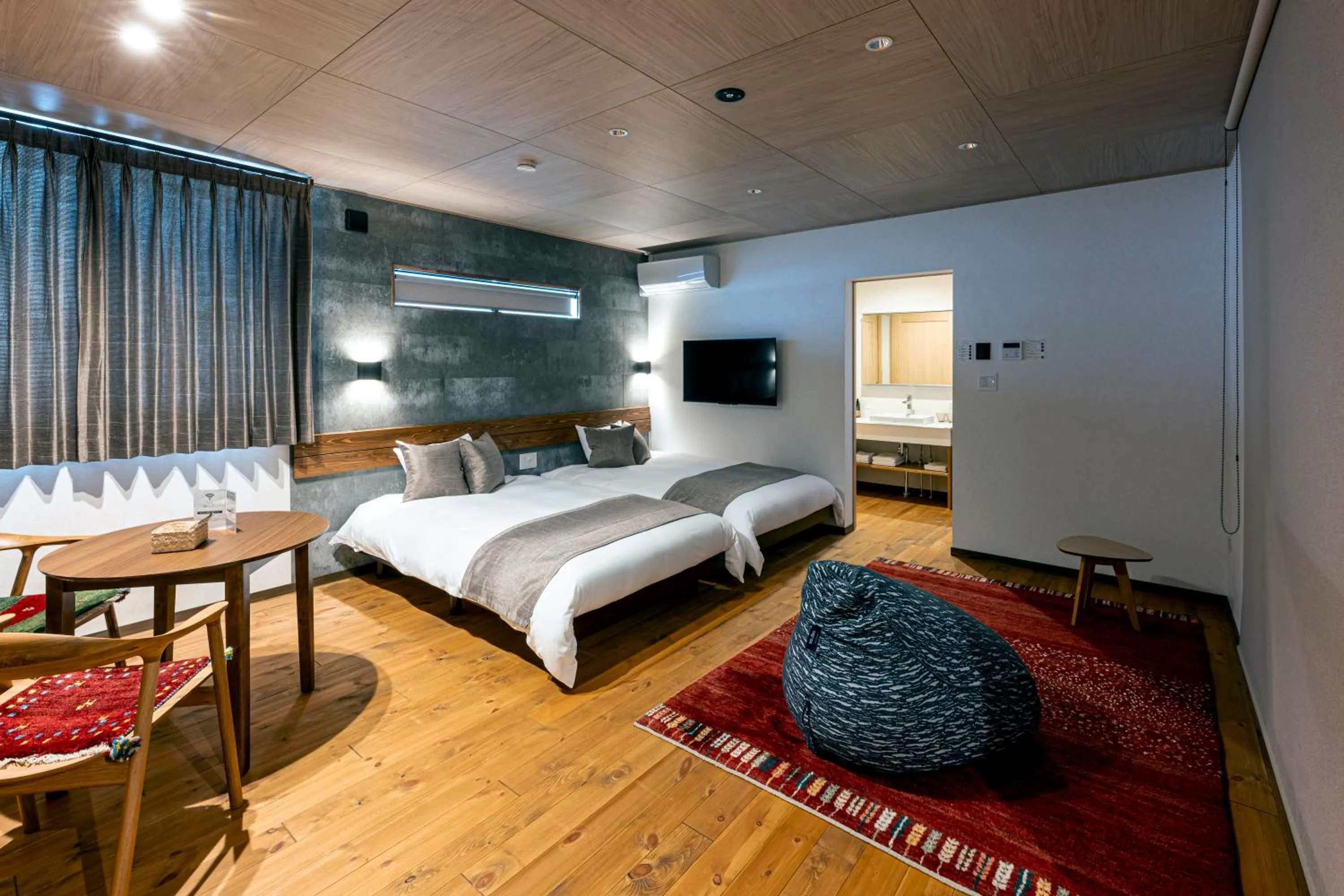 TV and multimedia, Bed in SAUNA VILLA 然