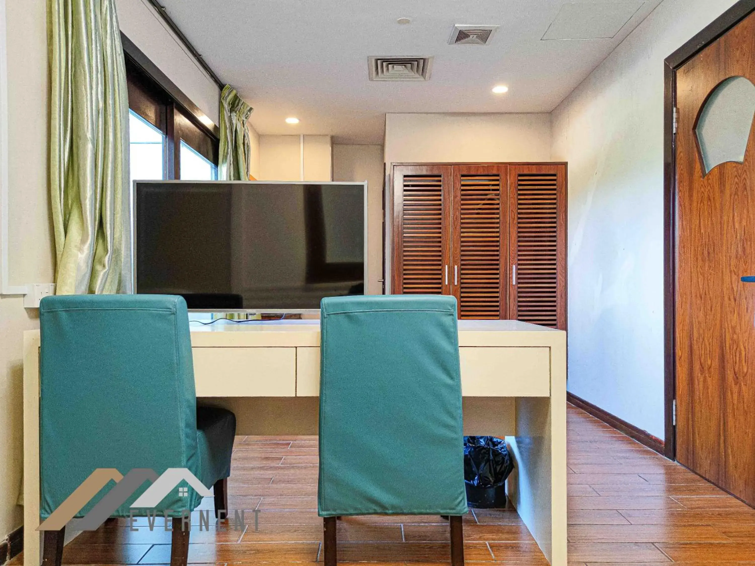 View (from property/room) in The Loft Hostel by Evernent View (from property/room) in The Loft Hostel by Evernent