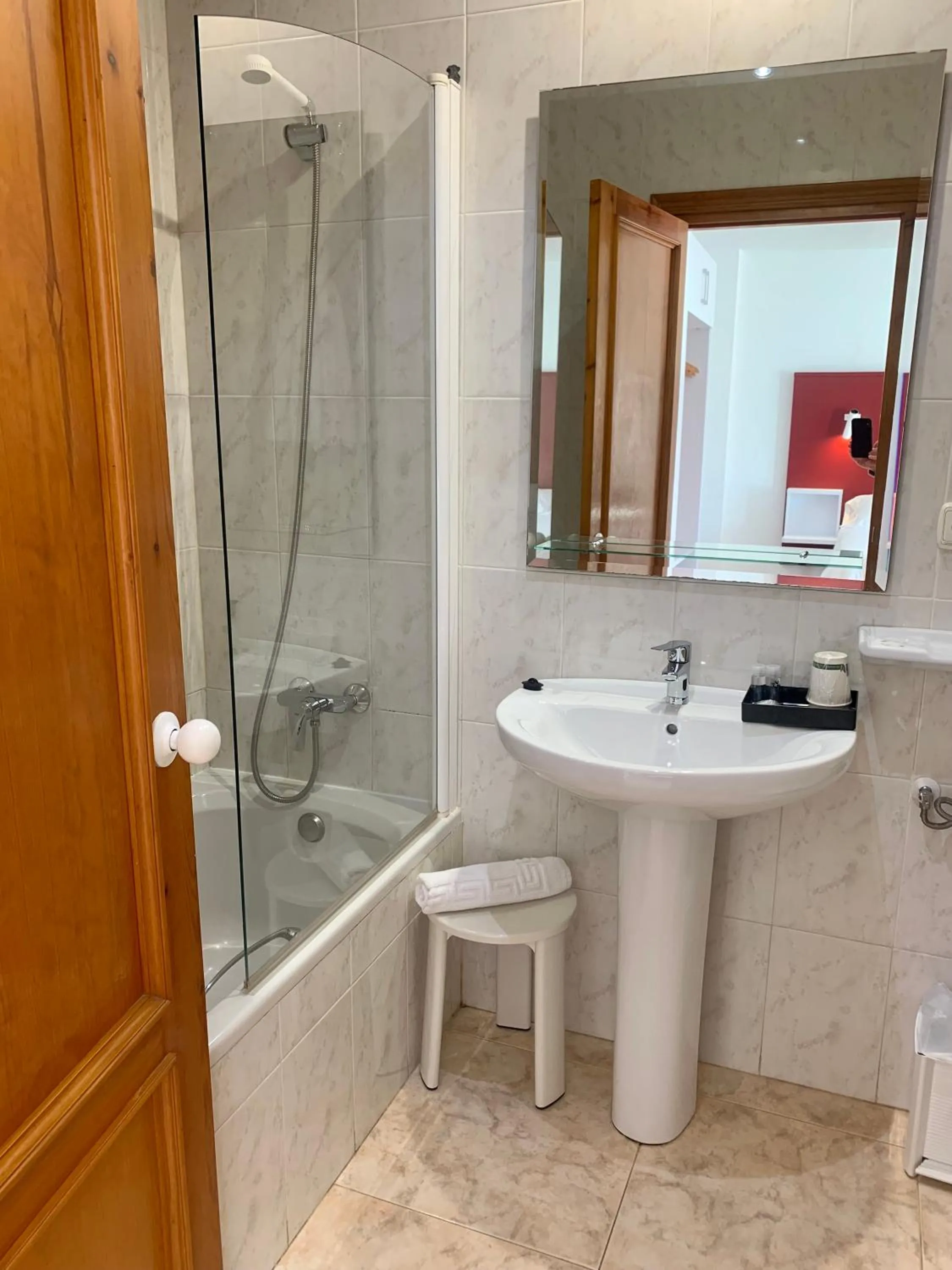 Shower in Hospedium Hotel Continental