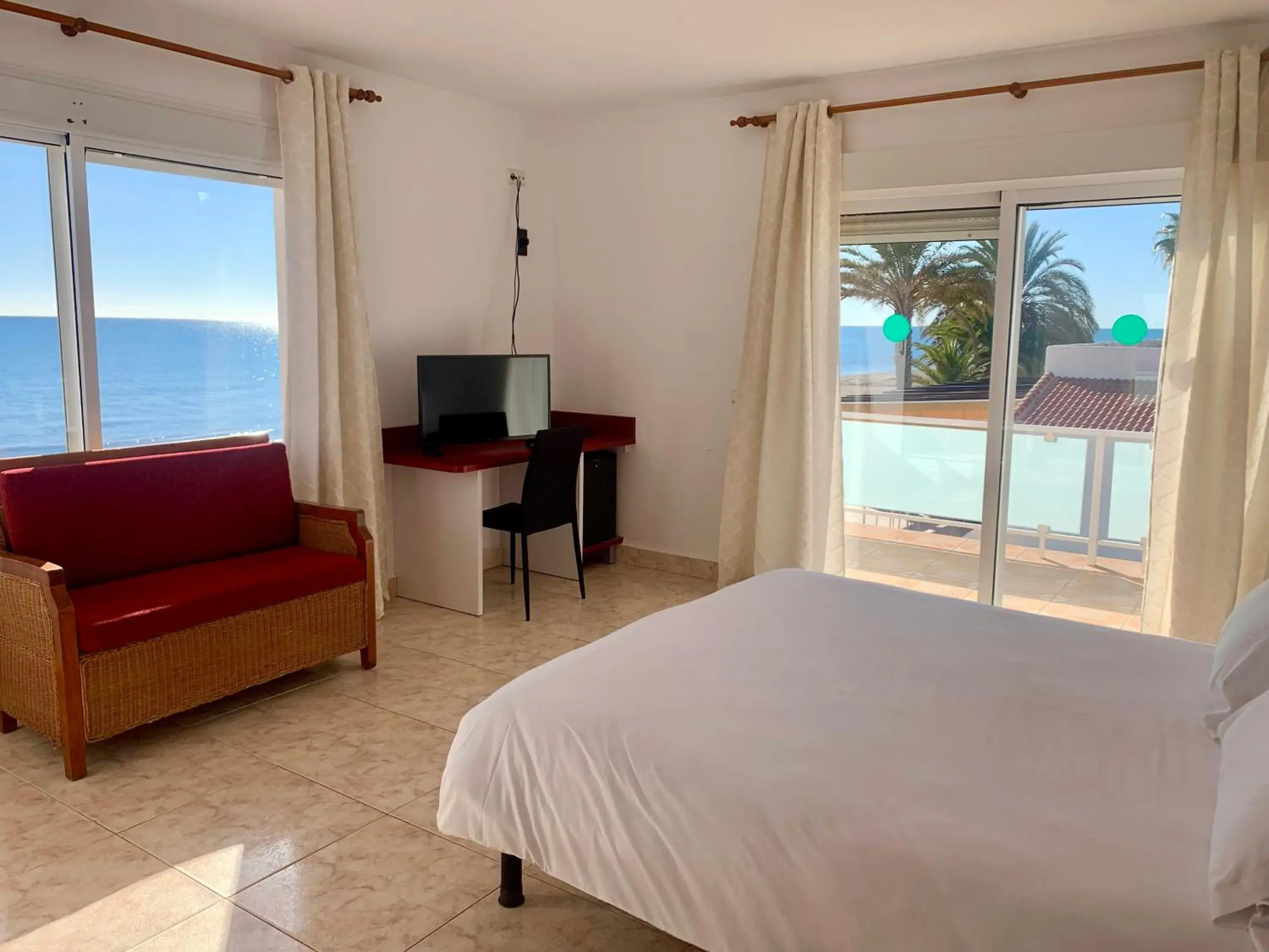 Restaurant/places to eat, Bed in Hospedium Hotel Continental Restaurant/places to eat, Bed in Hospedium Hotel Continental