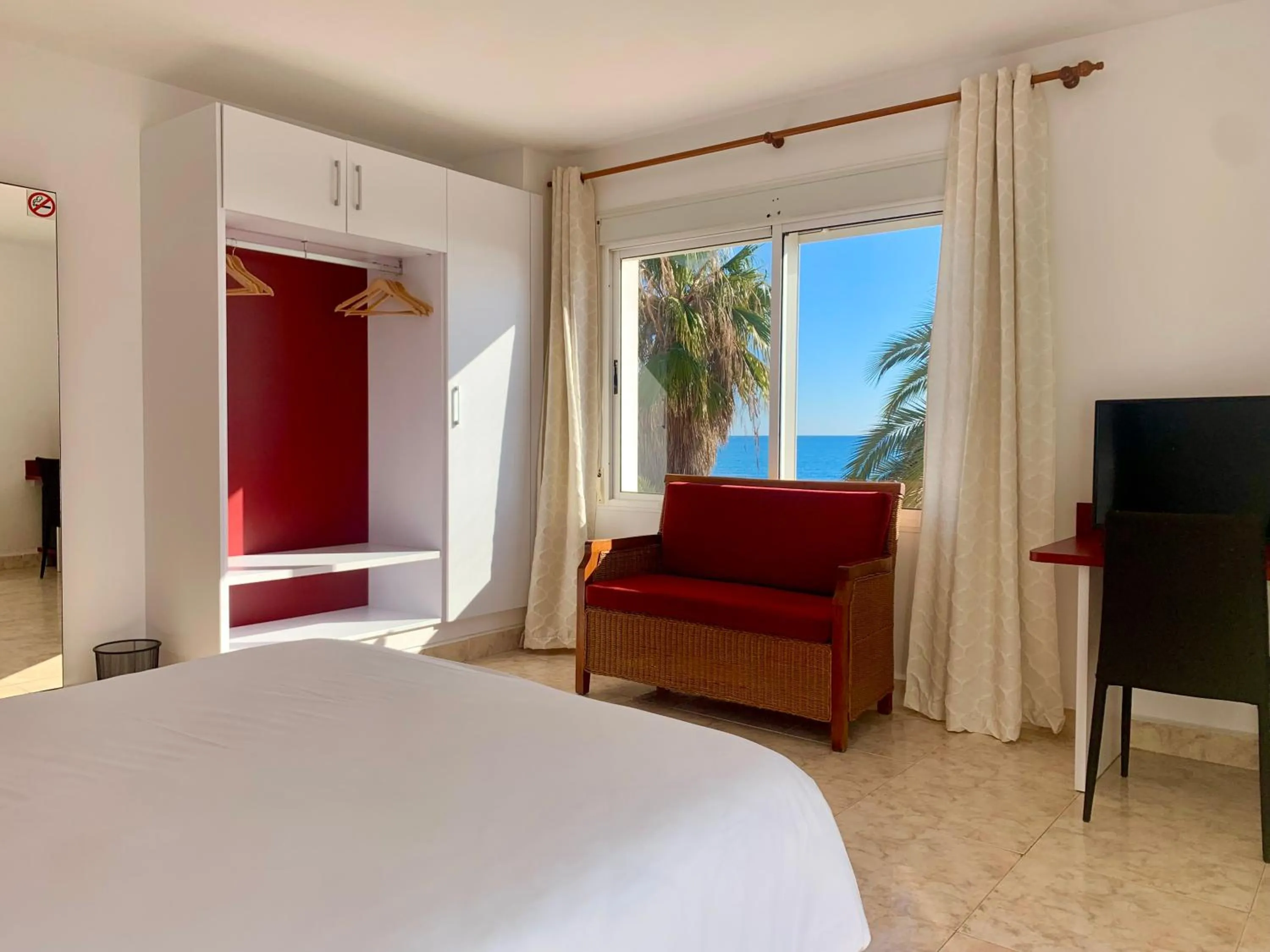 Restaurant/places to eat, Bed in Hospedium Hotel Continental