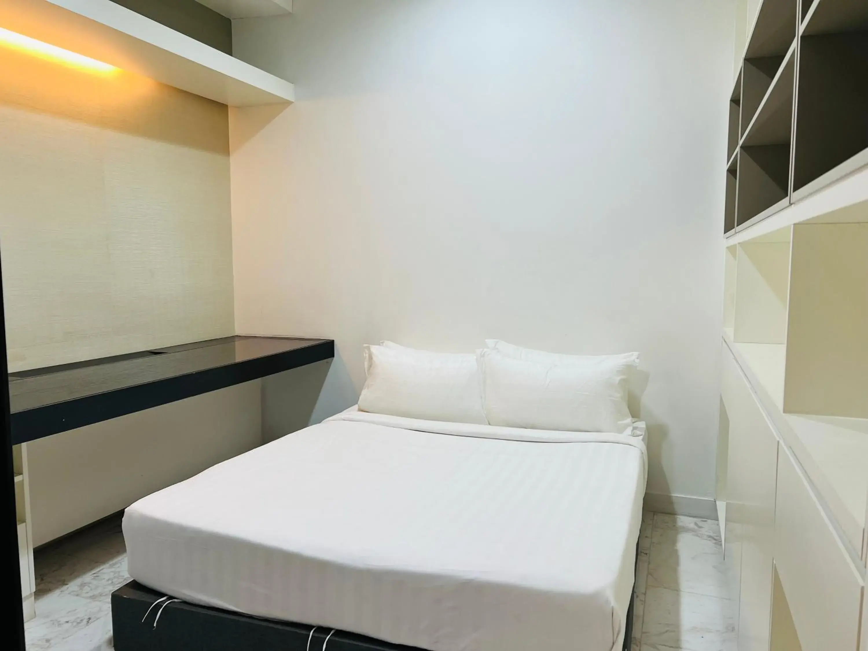 Three-Bedroom Premium Apartment in Astern Suites at Platinum KLCC Three-Bedroom Premium Apartment in Astern Suites at Platinum KLCC