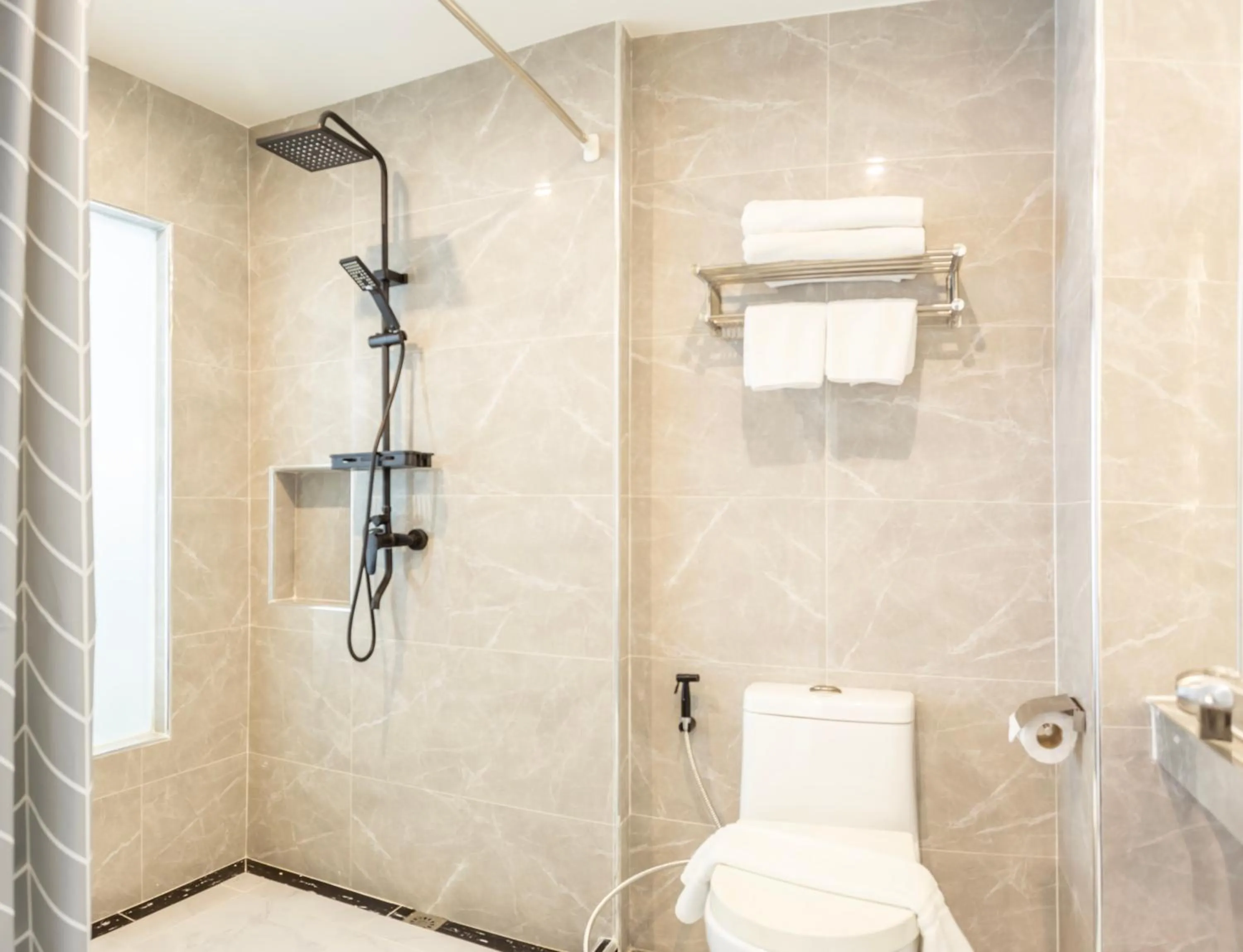 Shower in Mermaid Beach Resort