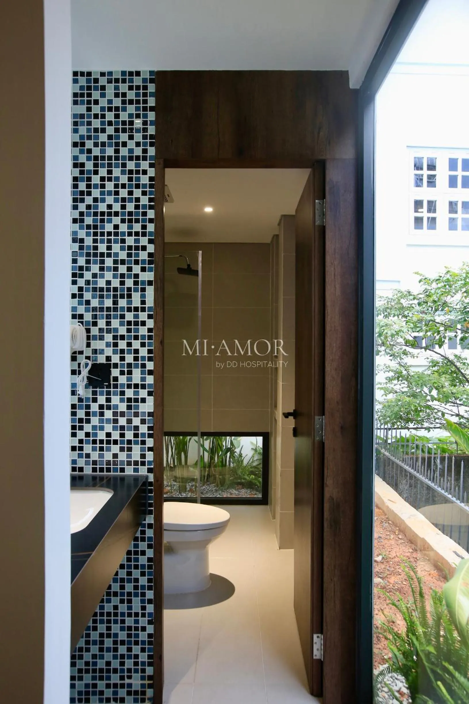 Shower in DD Hospitality - Mi Amor Da Lat