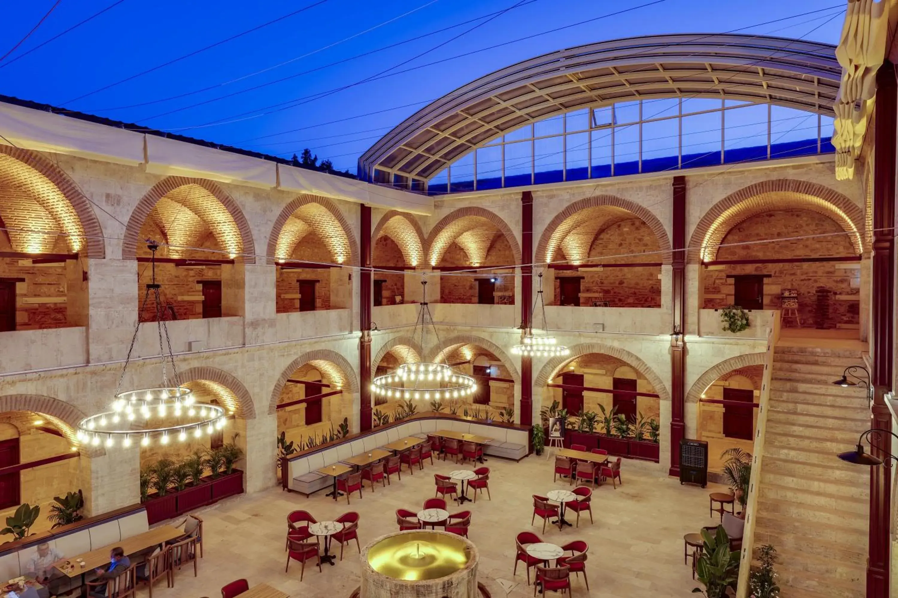 Restaurant/places to eat in Silk Road Museum Hotel Restaurant/places to eat in Silk Road Museum Hotel