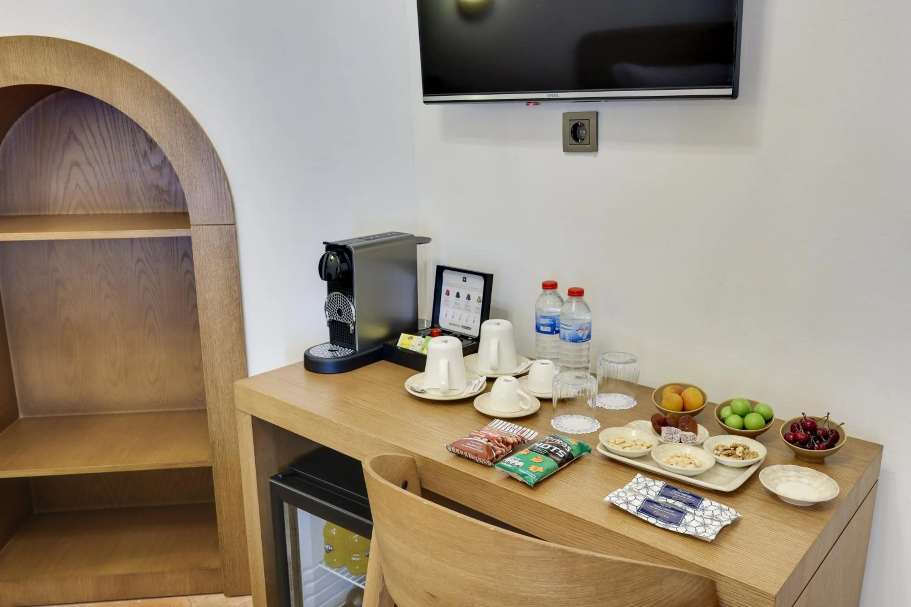 Coffee/tea facilities in Silk Road Museum Hotel