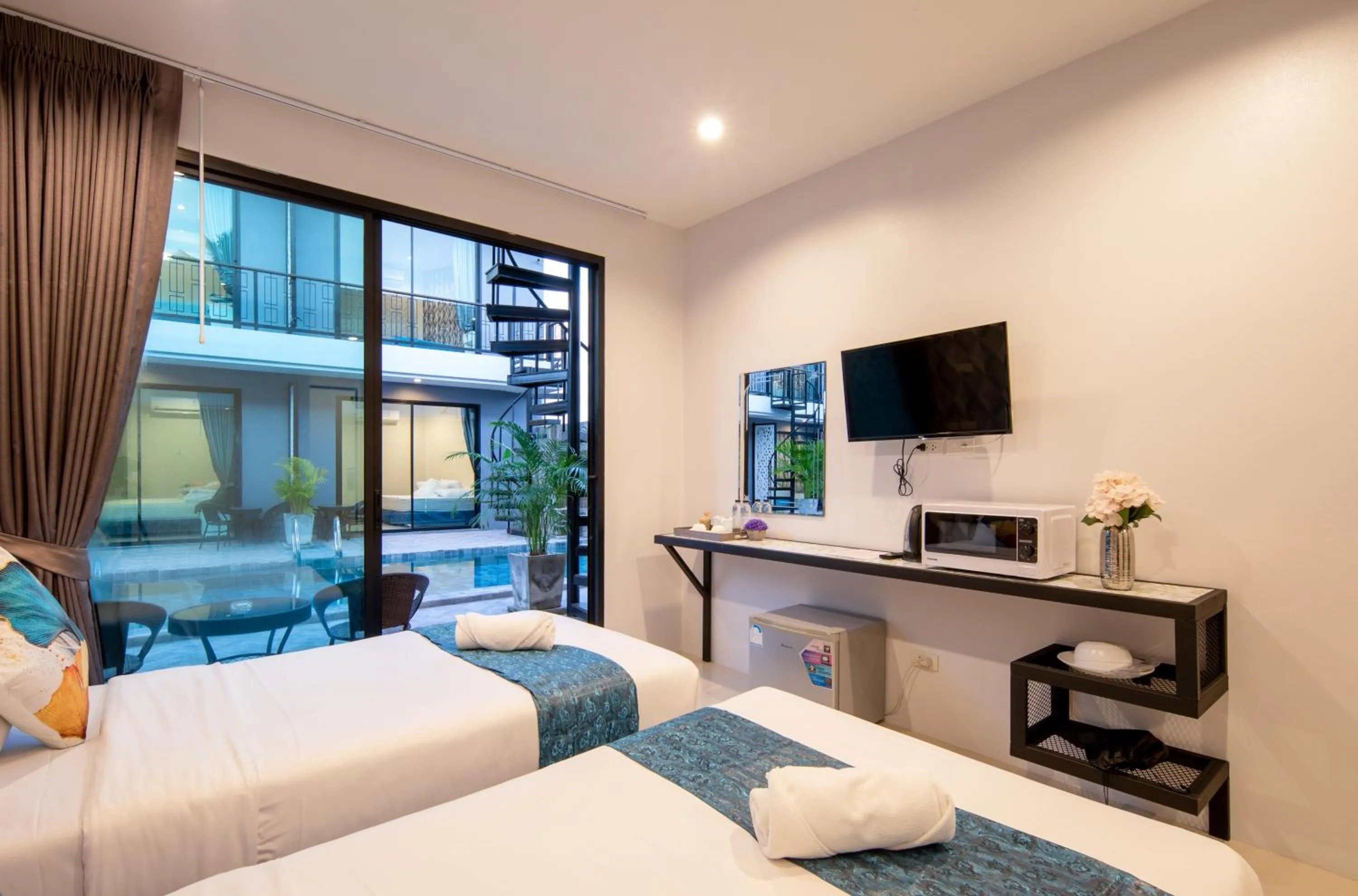 TV and multimedia, Bed in Chanakarn Pool Access Rawai