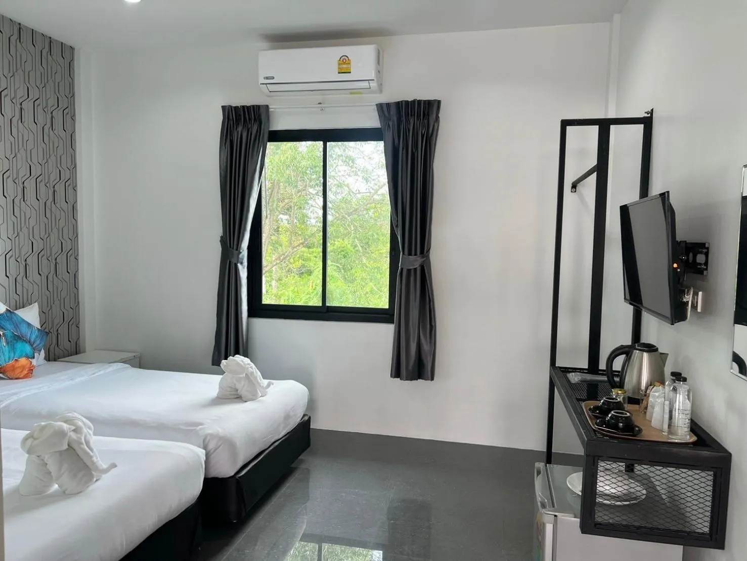 Bed in Chanakarn Pool Access Rawai