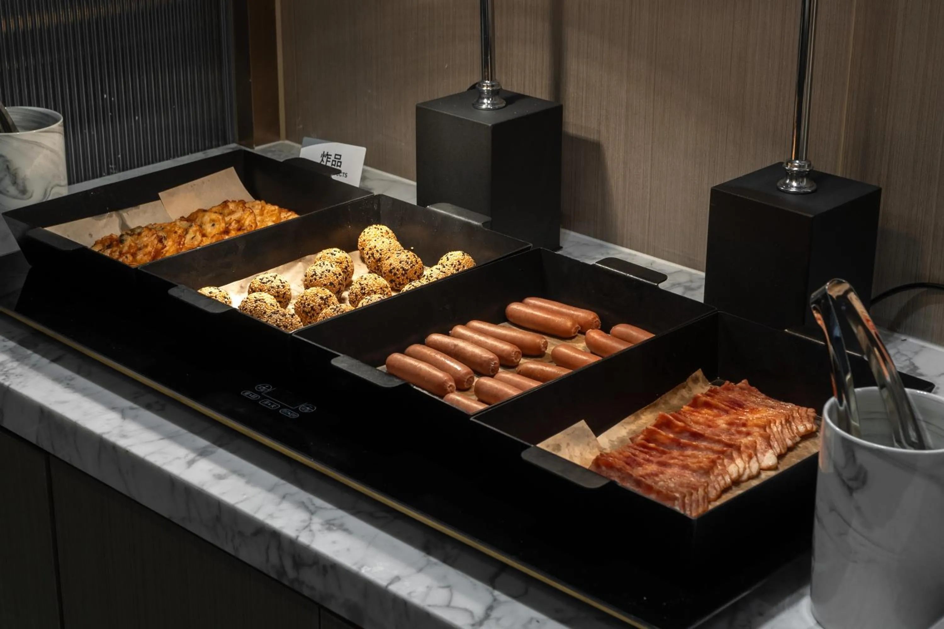 Food in Atour Hotel Shanghai South Station Shilong Road