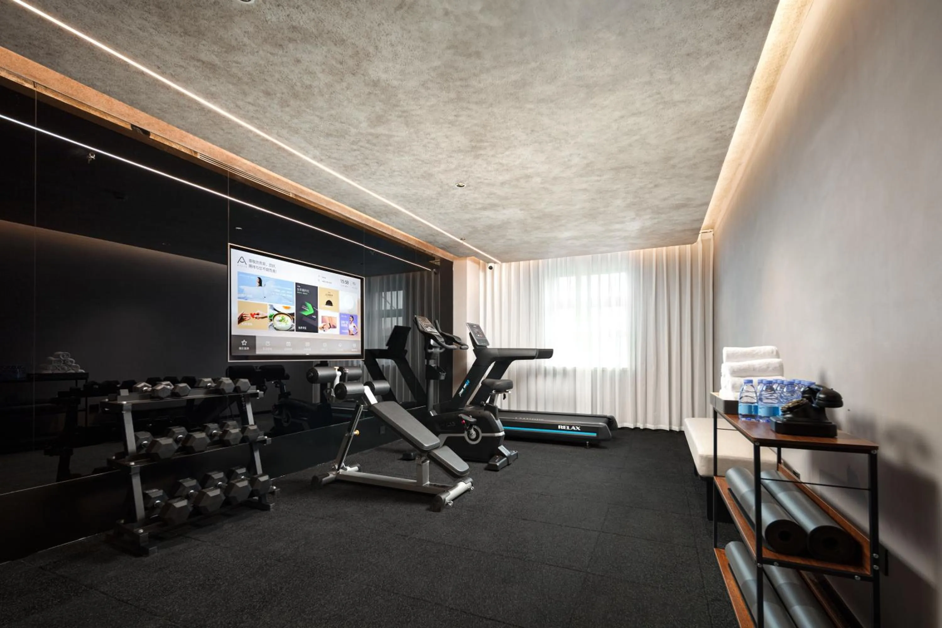 Fitness centre/facilities in Atour Hotel Shanghai South Station Shilong Road