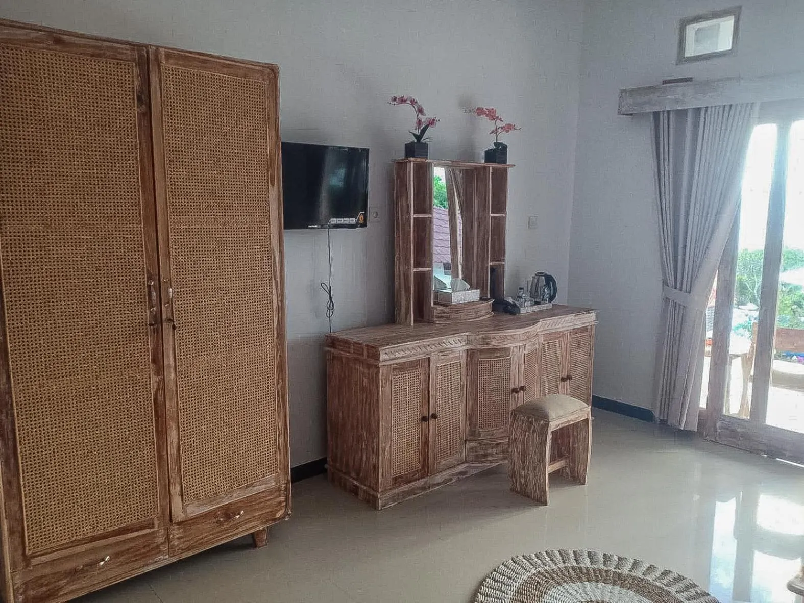 TV and multimedia in D'Arya Sea View