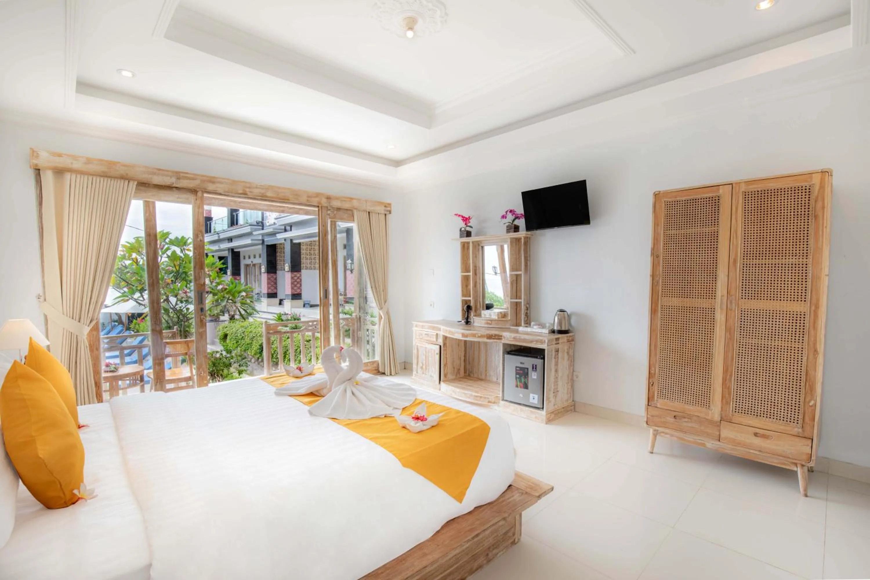 Bed in D'Arya Sea View