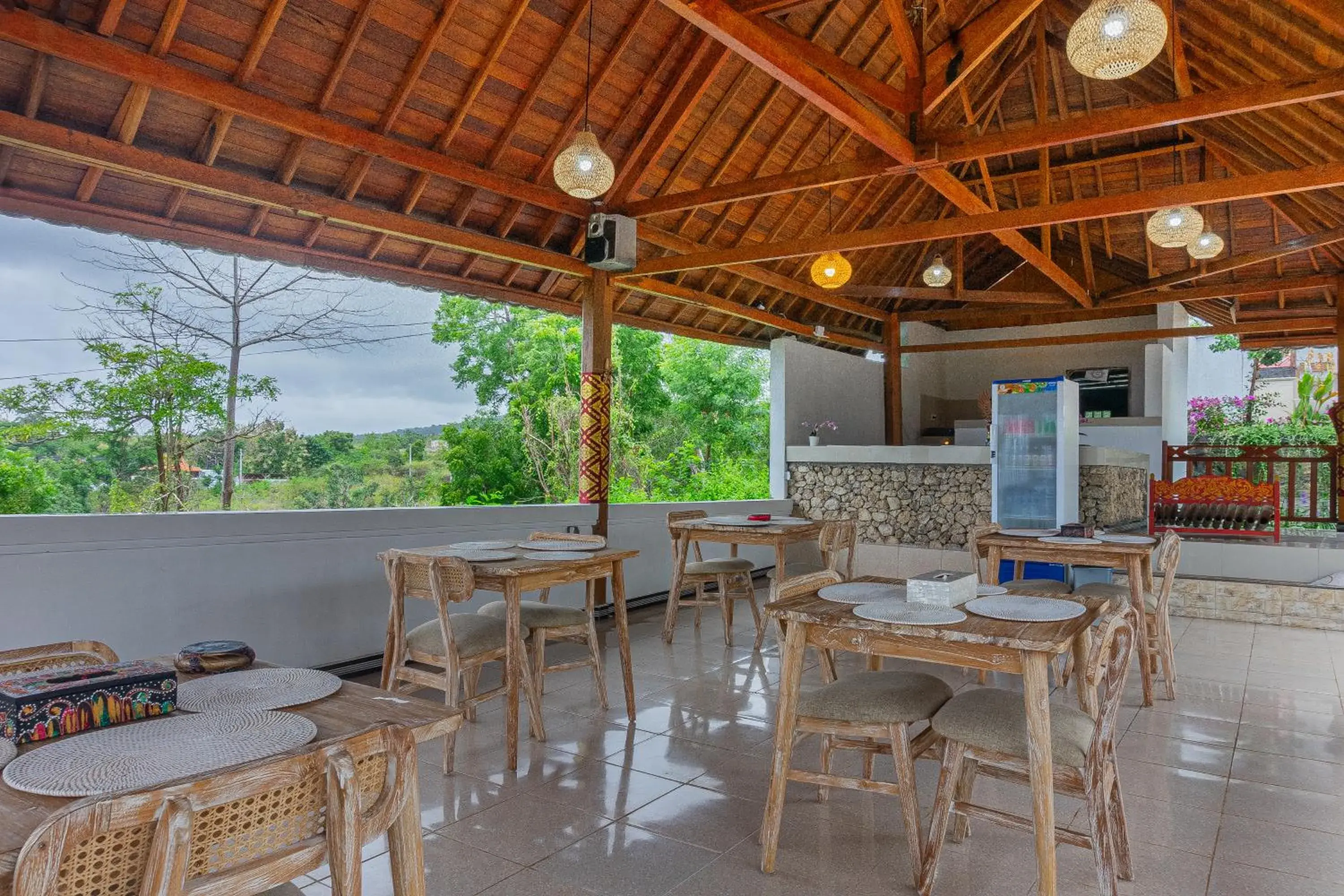 Restaurant/places to eat in D'Arya Sea View Restaurant/places to eat in D'Arya Sea View