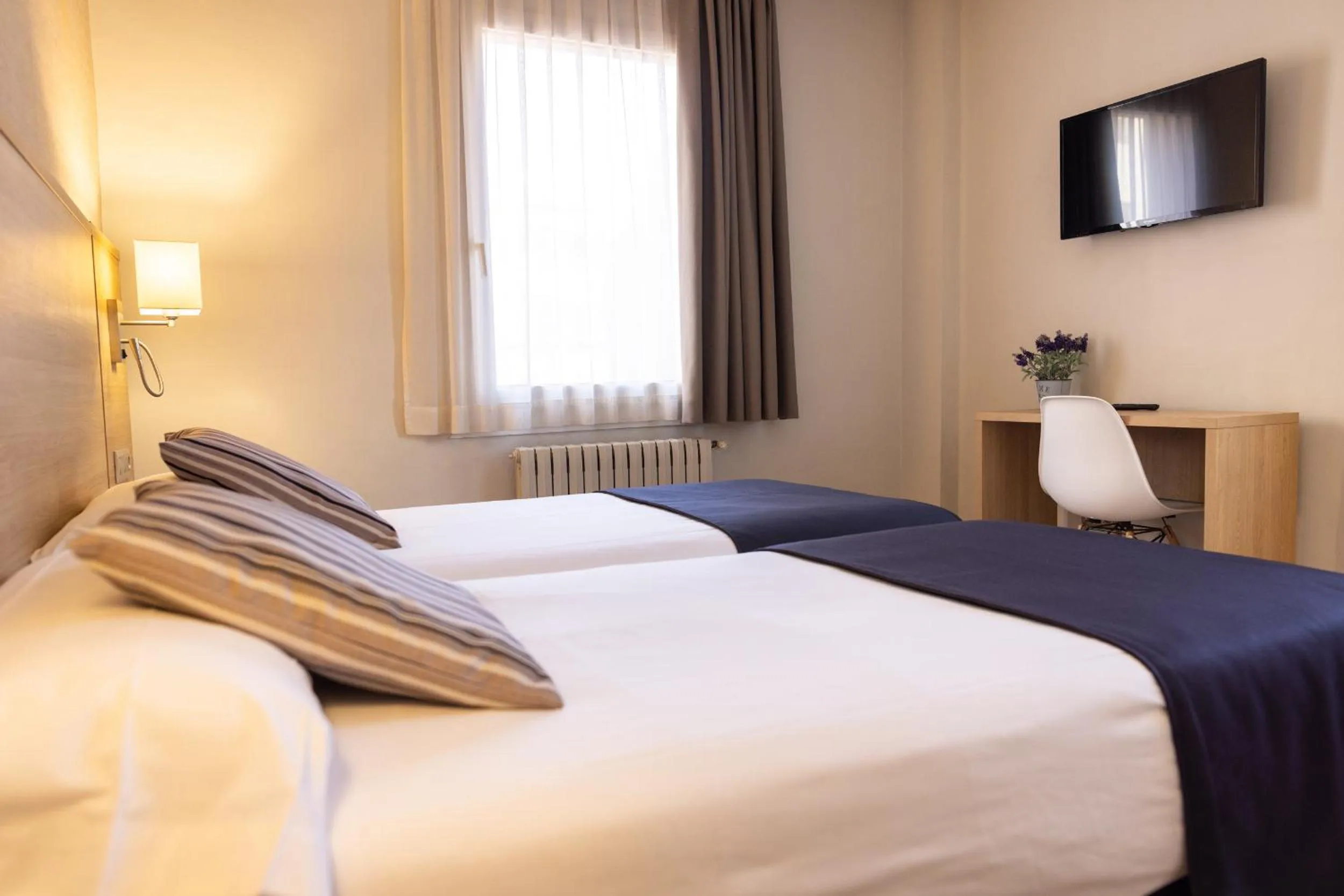 Bed in Hotel Terminus