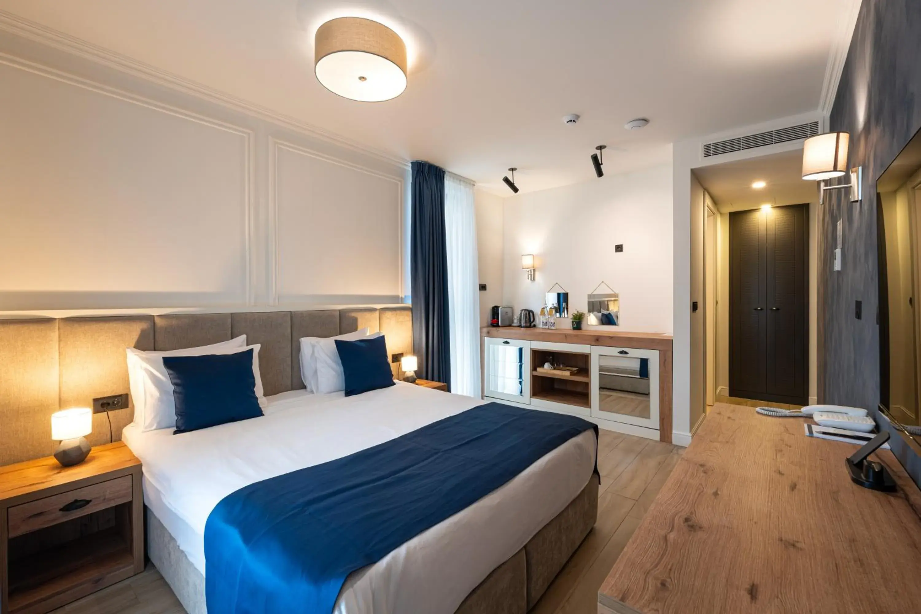 Photo of the whole room, Bed in Invictus Hotel Photo of the whole room, Bed in Invictus Hotel