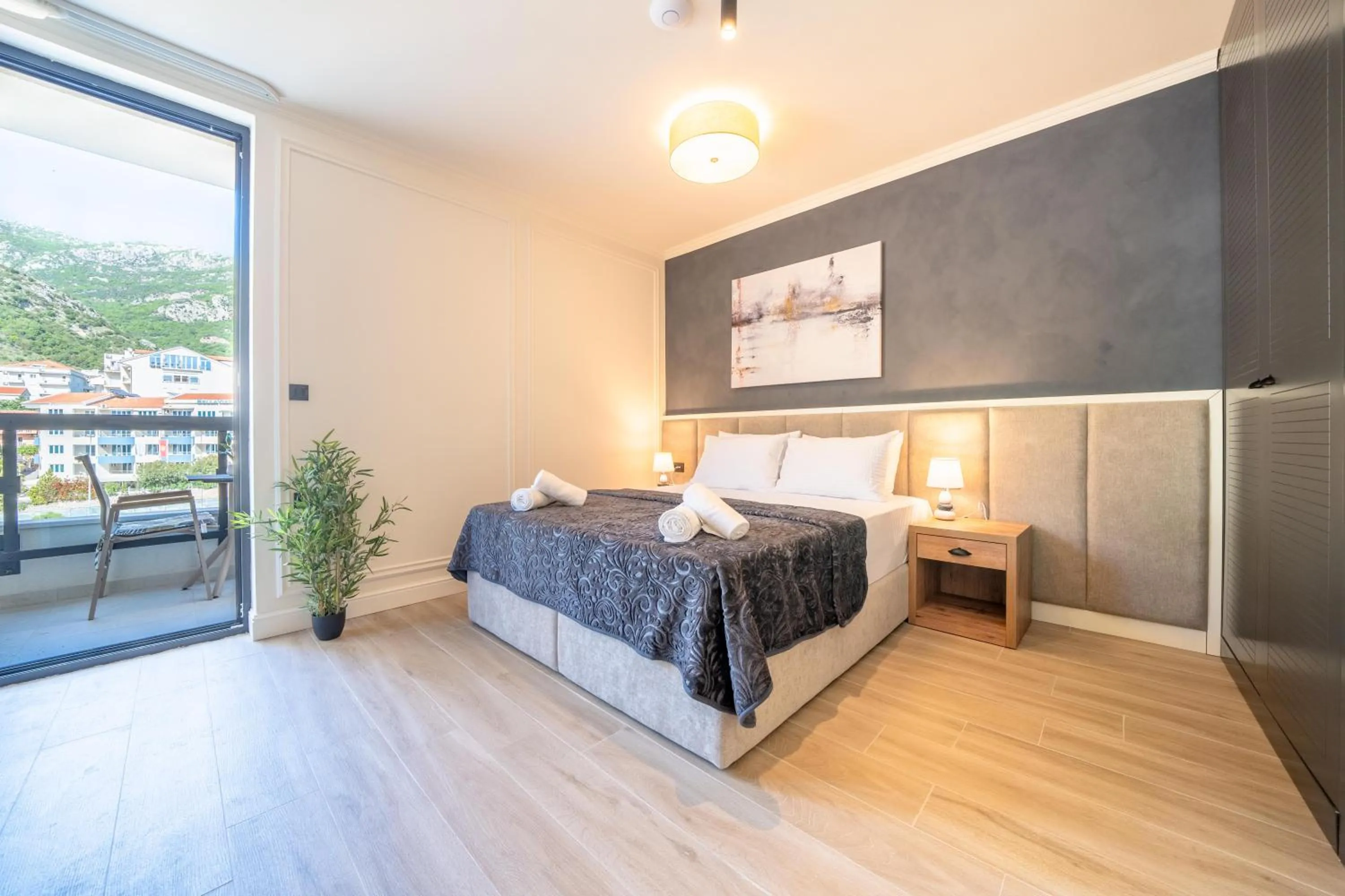 Bedroom, Bed in Invictus Hotel