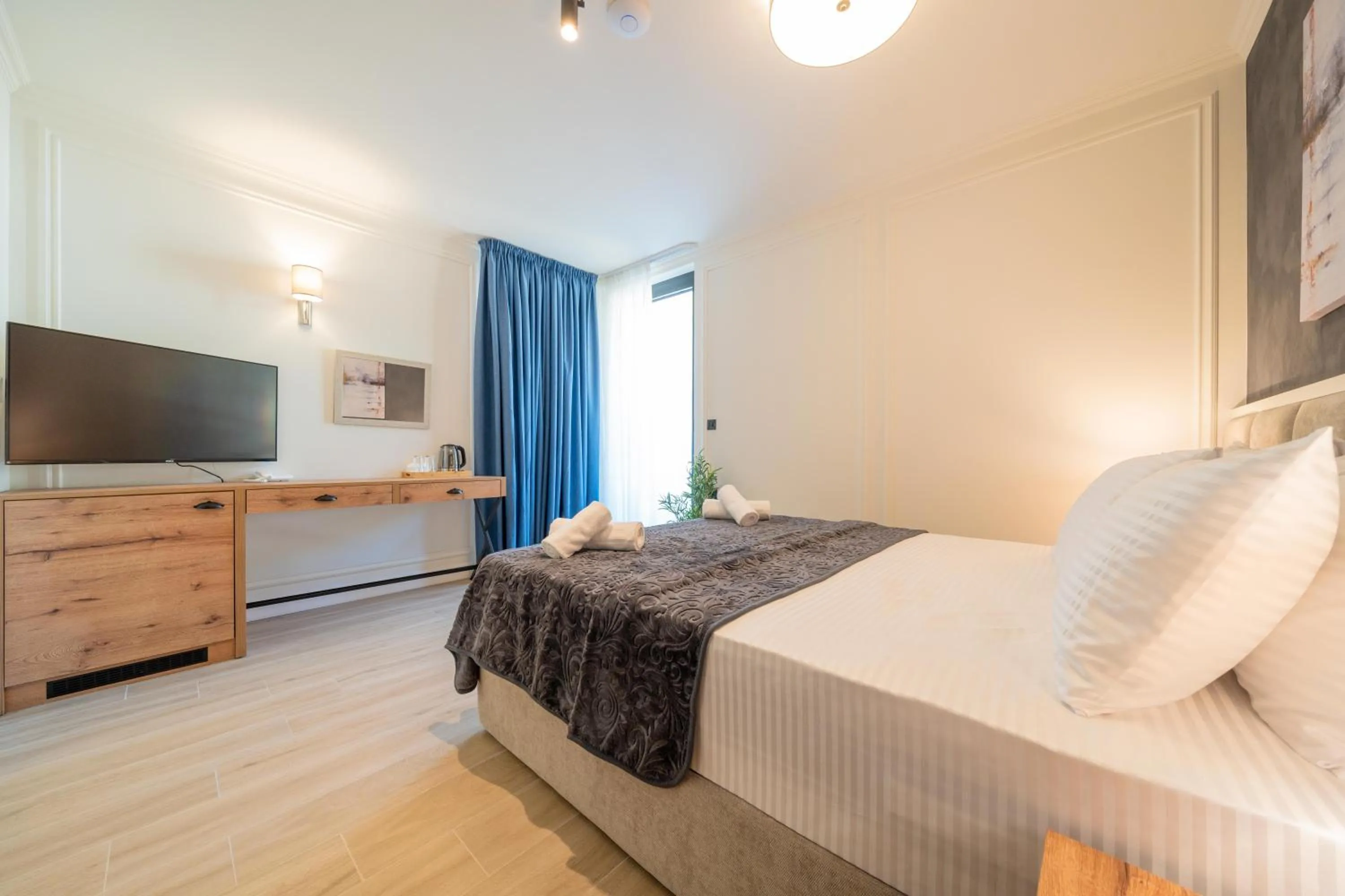 Bed in Invictus Hotel