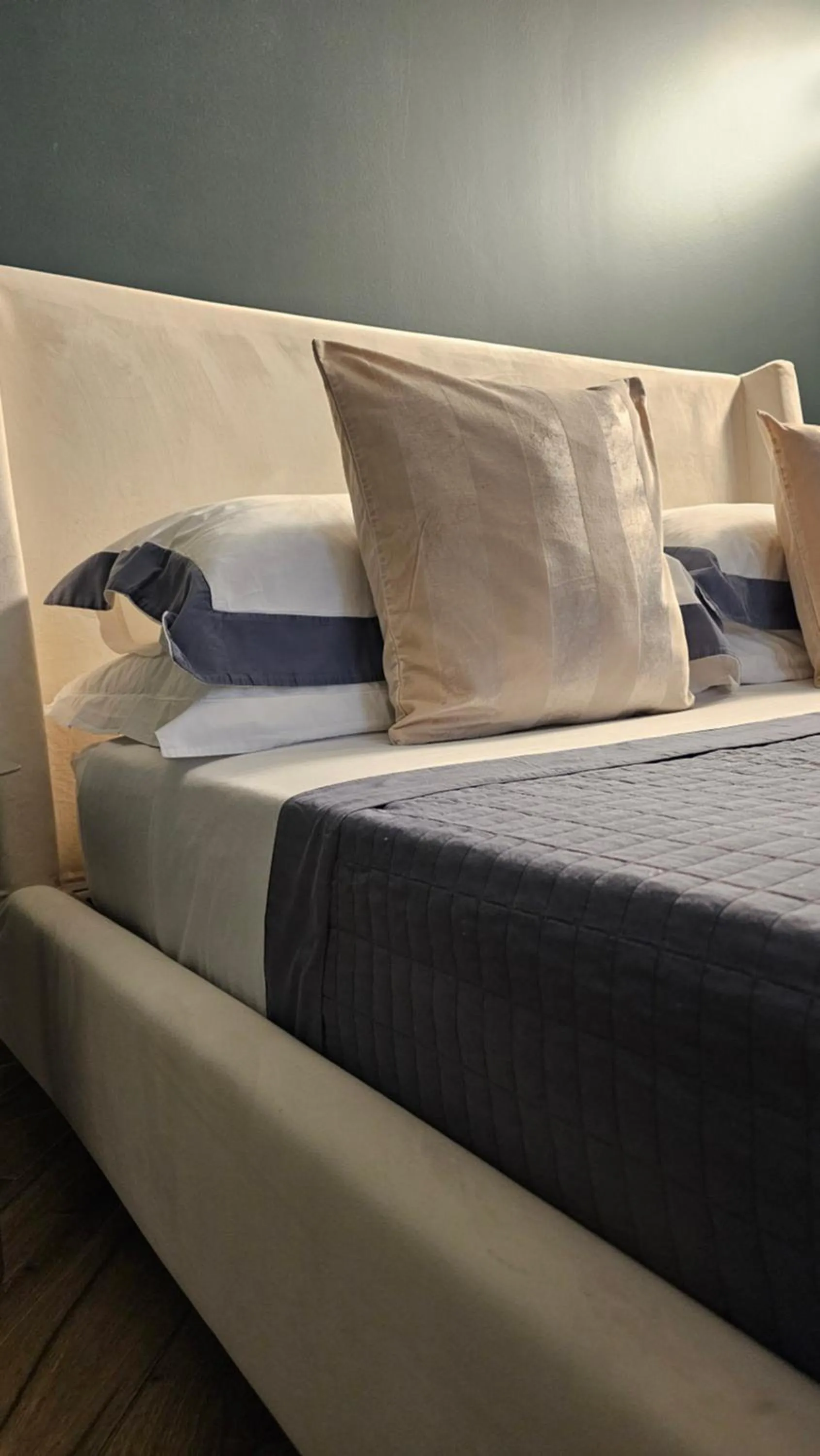 Bed in the dream suites