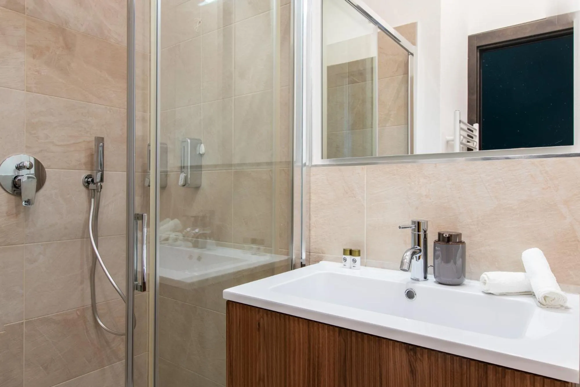 Shower in the dream suites