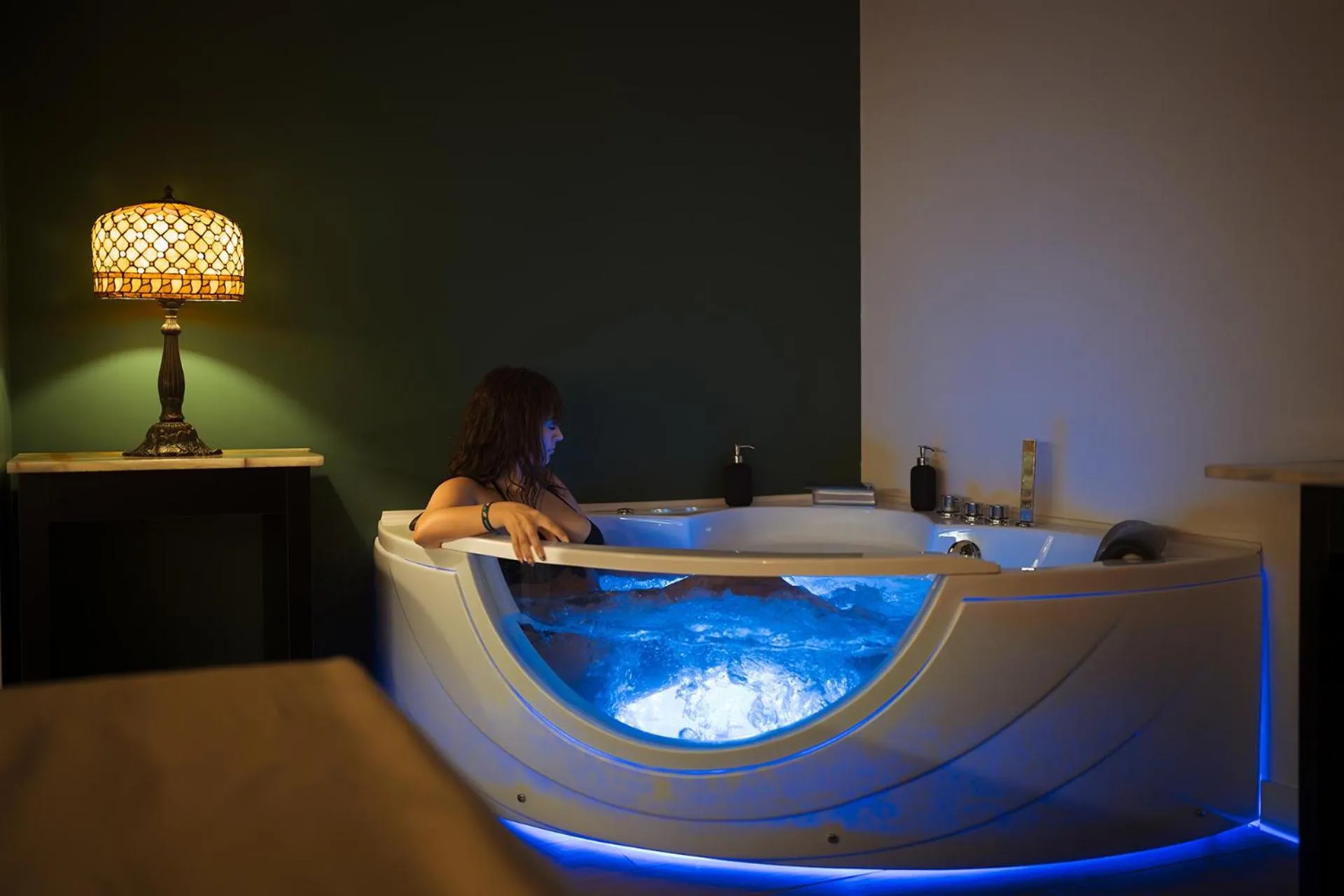 Hot Tub in Hotel Ristorante Le Rose