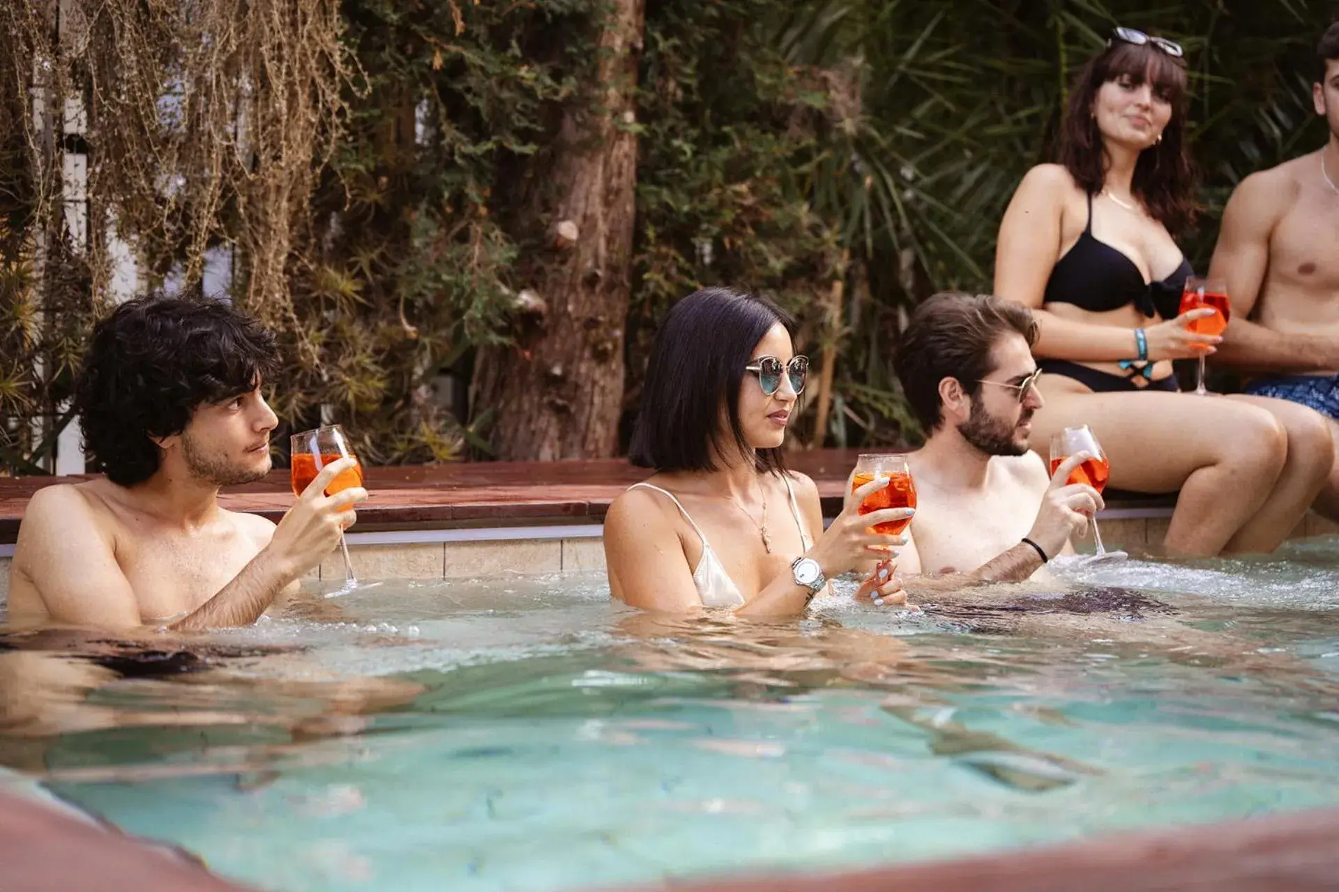 Swimming pool in Hotel Ristorante Le Rose Swimming pool in Hotel Ristorante Le Rose