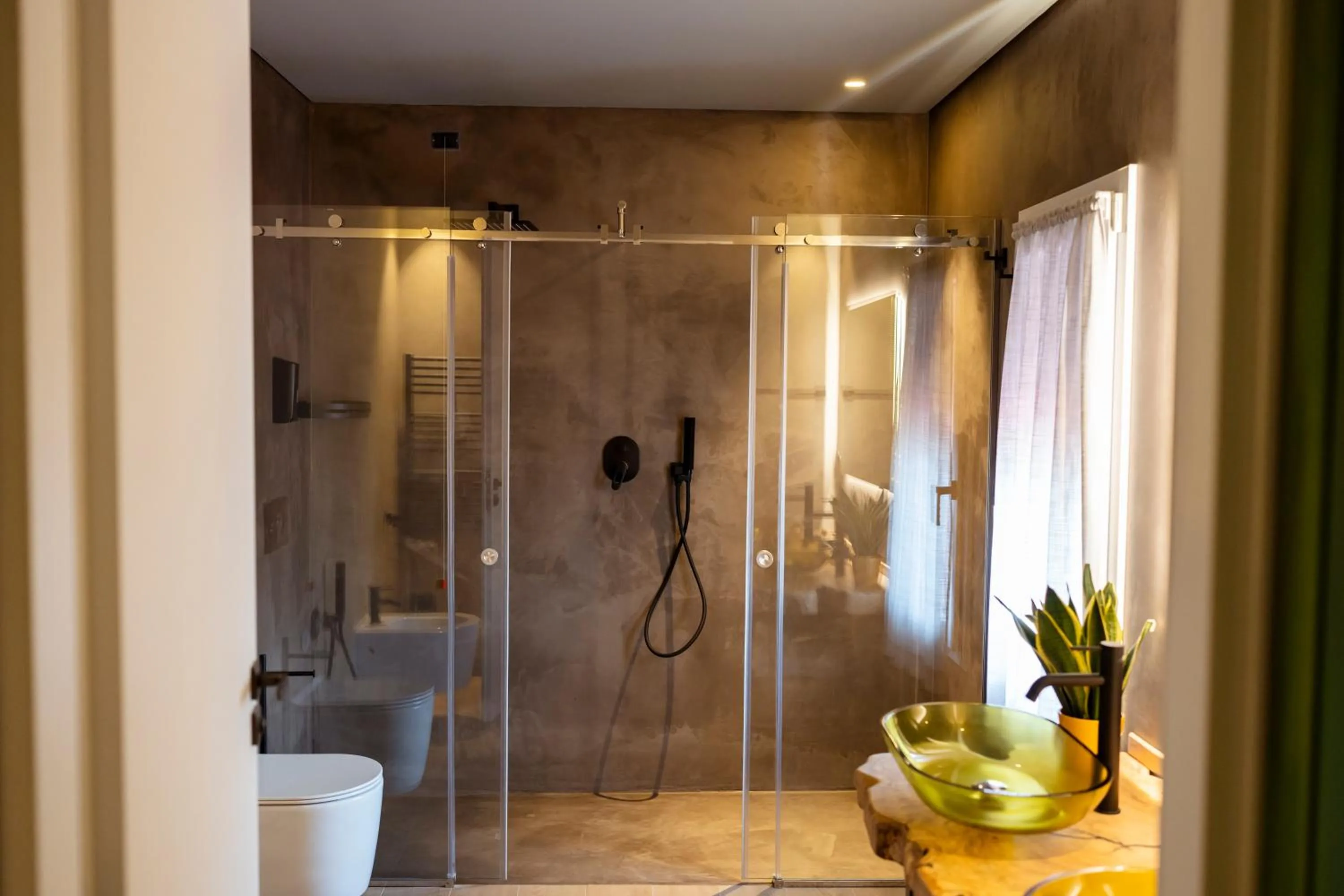 Shower in Hotel Ristorante Le Rose