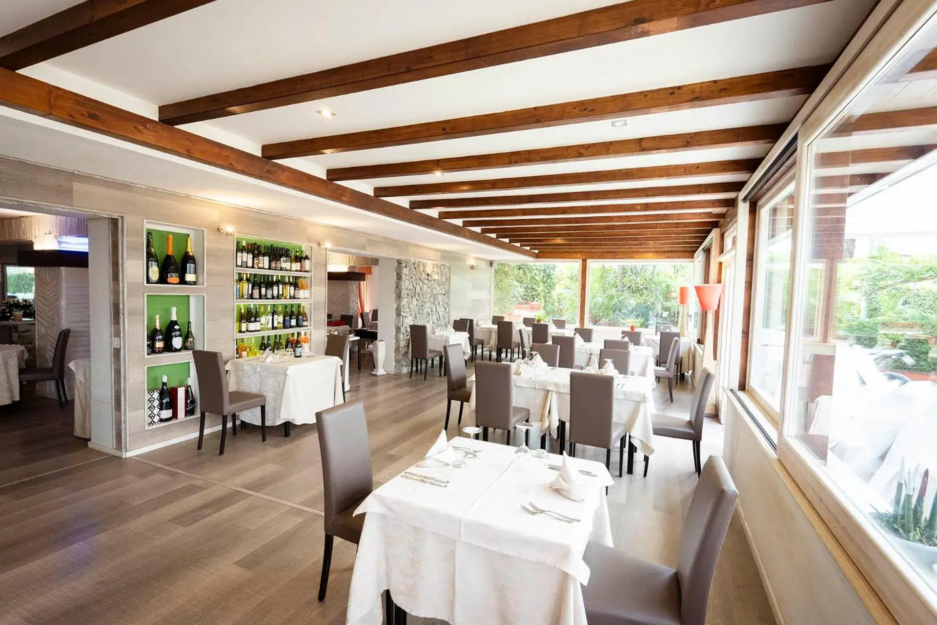 Restaurant/places to eat in Hotel Ristorante Le Rose Restaurant/places to eat in Hotel Ristorante Le Rose