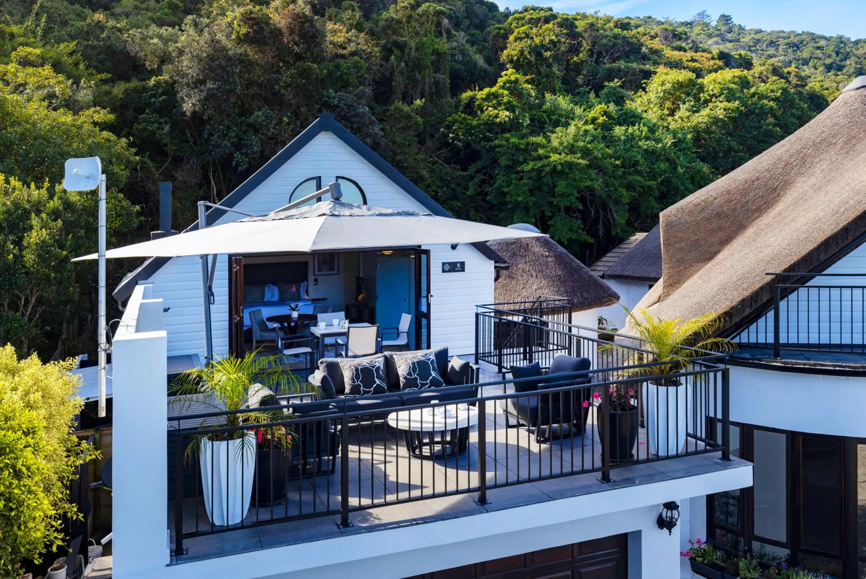 Patio in Cloverleigh Guest House