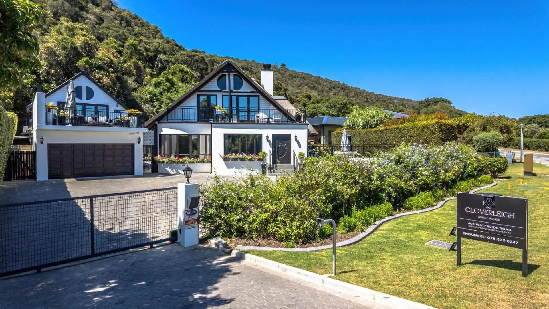 Property building in Cloverleigh Guest House