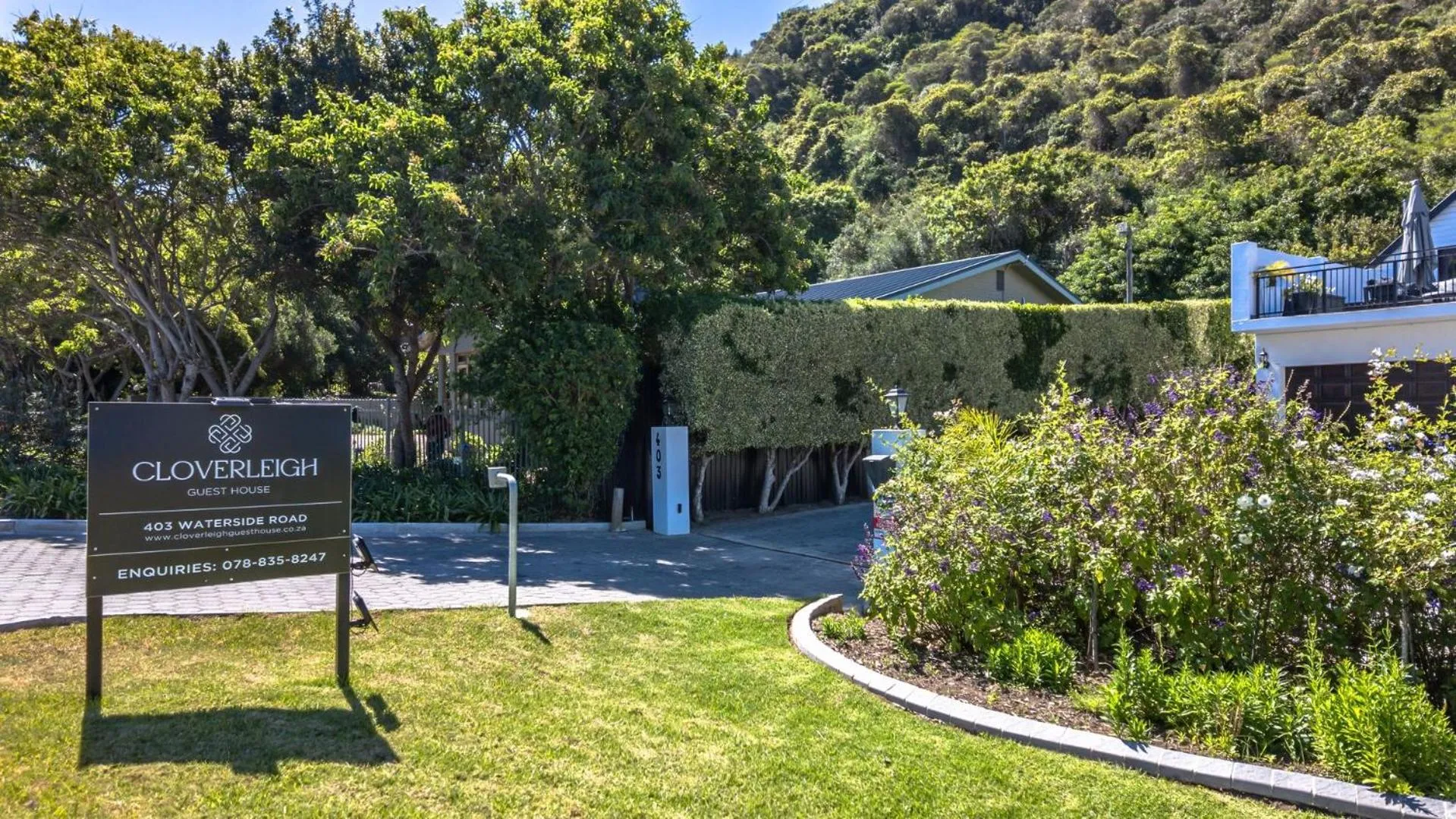 Property building in Cloverleigh Guest House