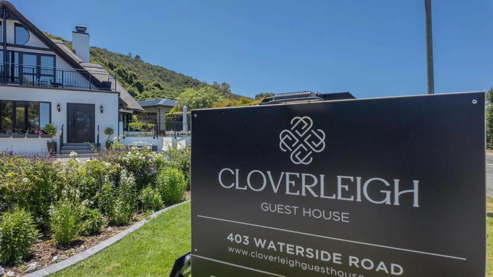 Property building in Cloverleigh Guest House