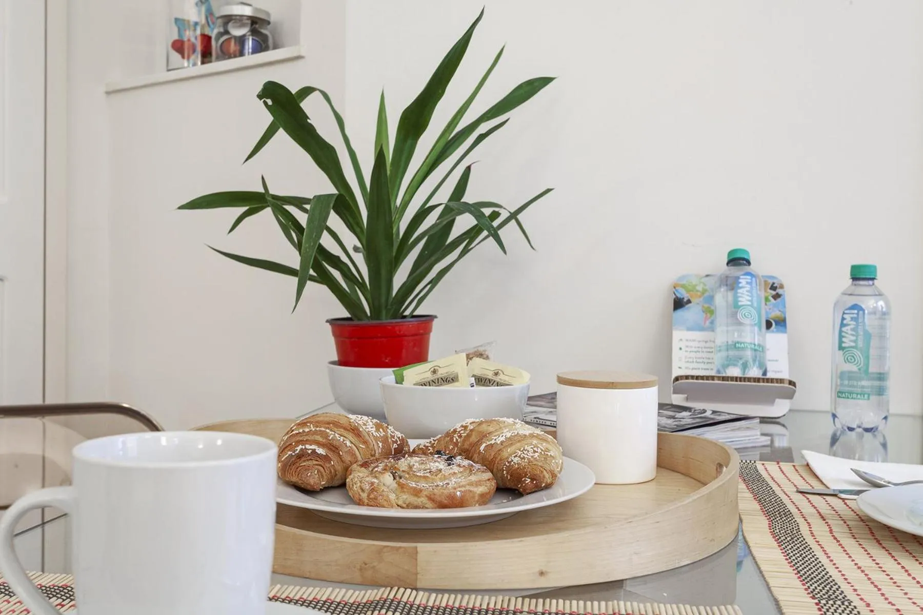 Dining area in Elegant Studio in the City Center by Wonderful Italy