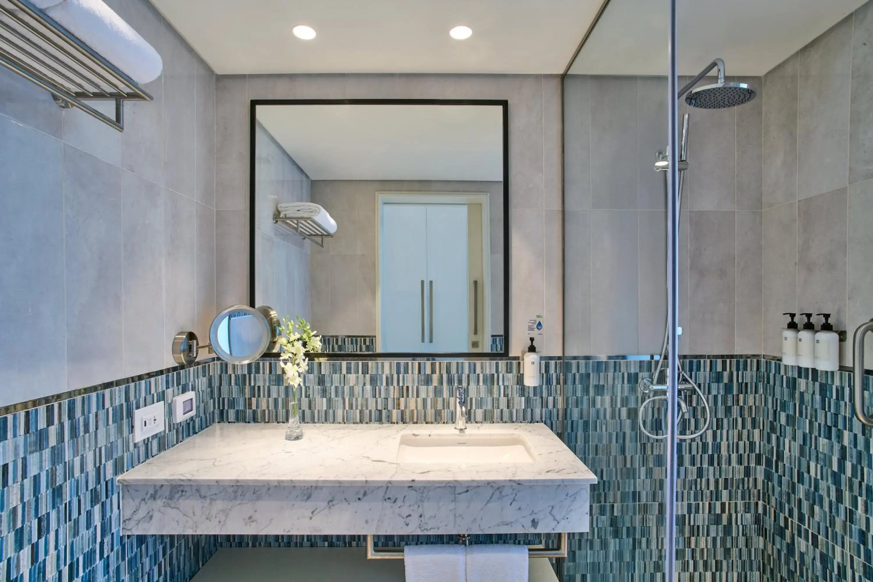 Bathroom in Palma Bay Rotana Resort Bathroom in Palma Bay Rotana Resort