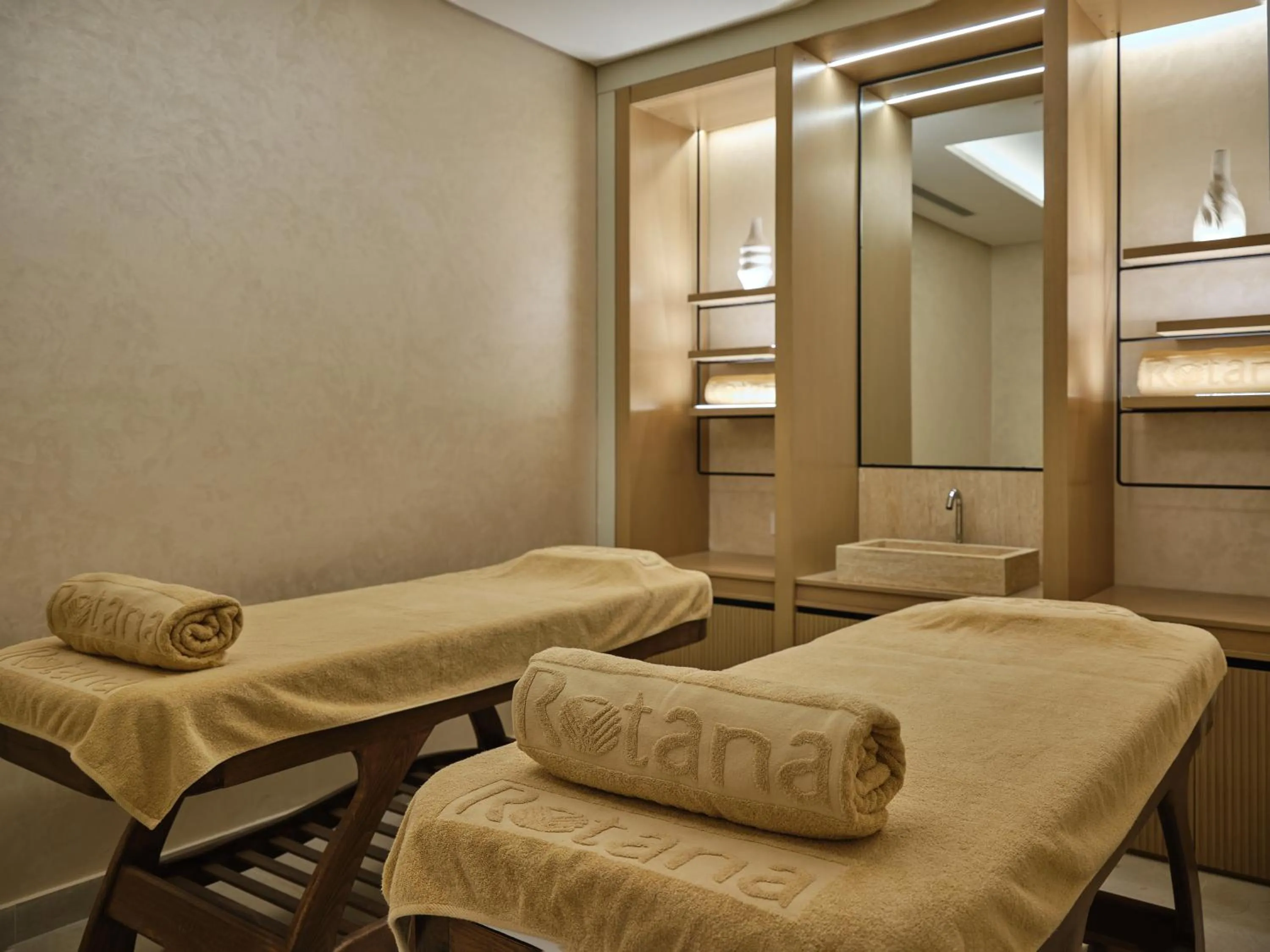 Massage in Palma Bay Rotana Resort