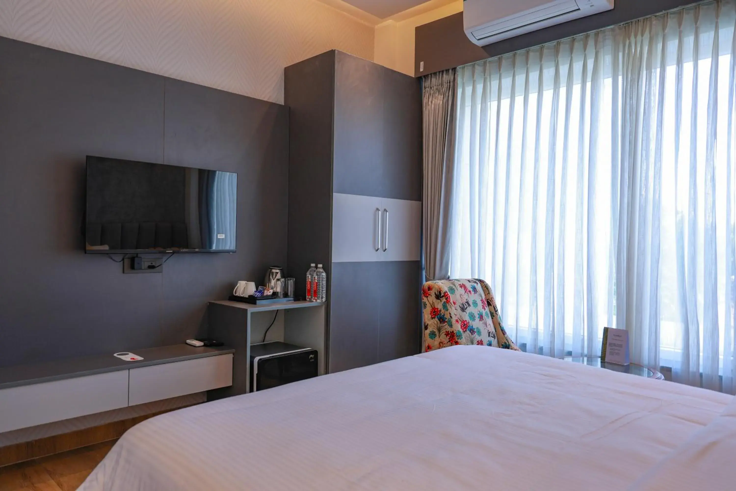 Standard King Room - single occupancy in Kaara Gurgaon Standard King Room - single occupancy in Kaara Gurgaon
