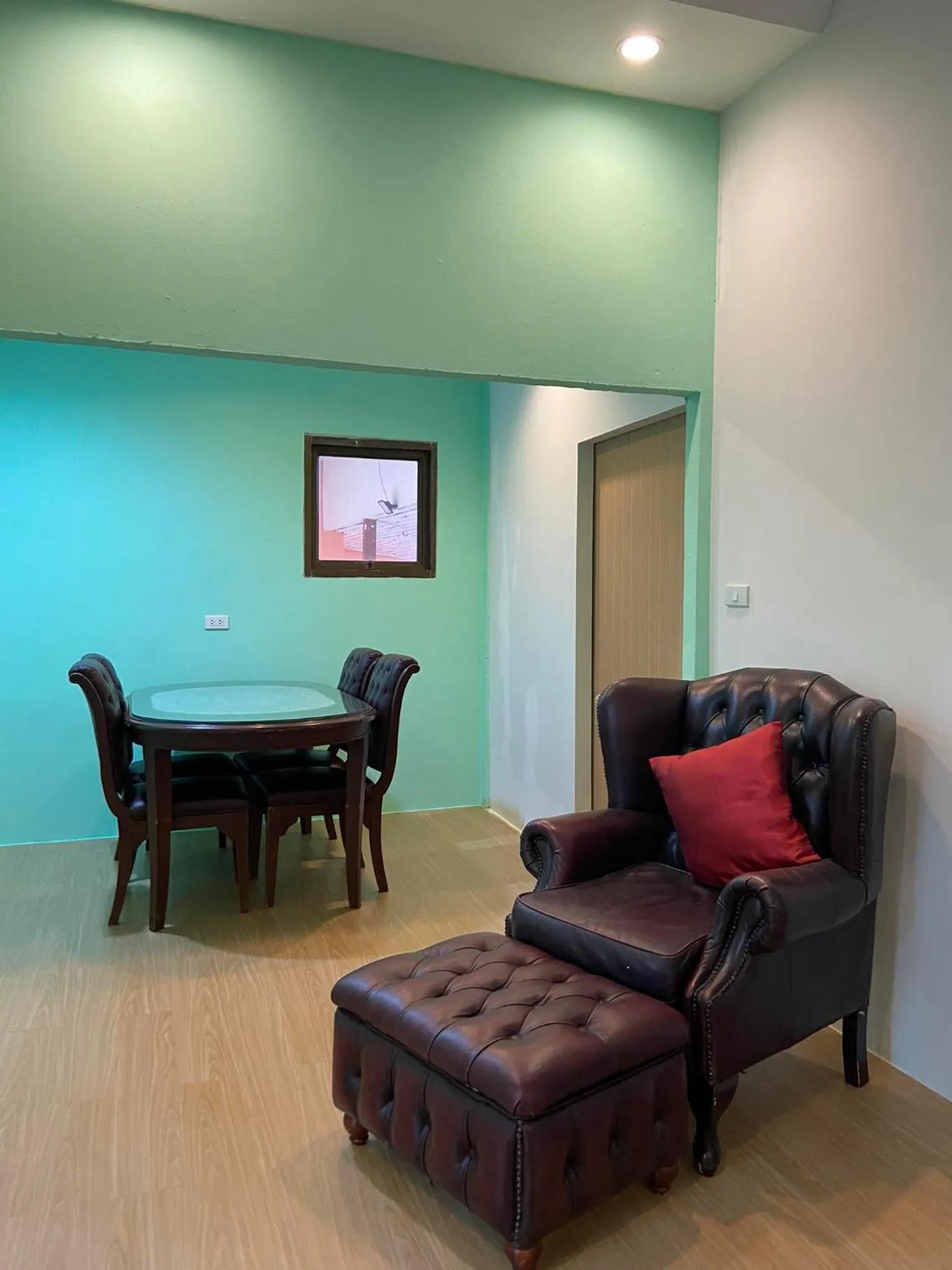 TV and multimedia in Phalaburi resort by dreamhouse