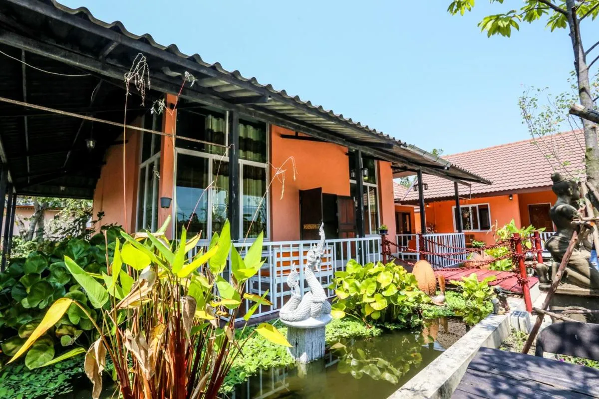 Phalaburi resort by dreamhouse